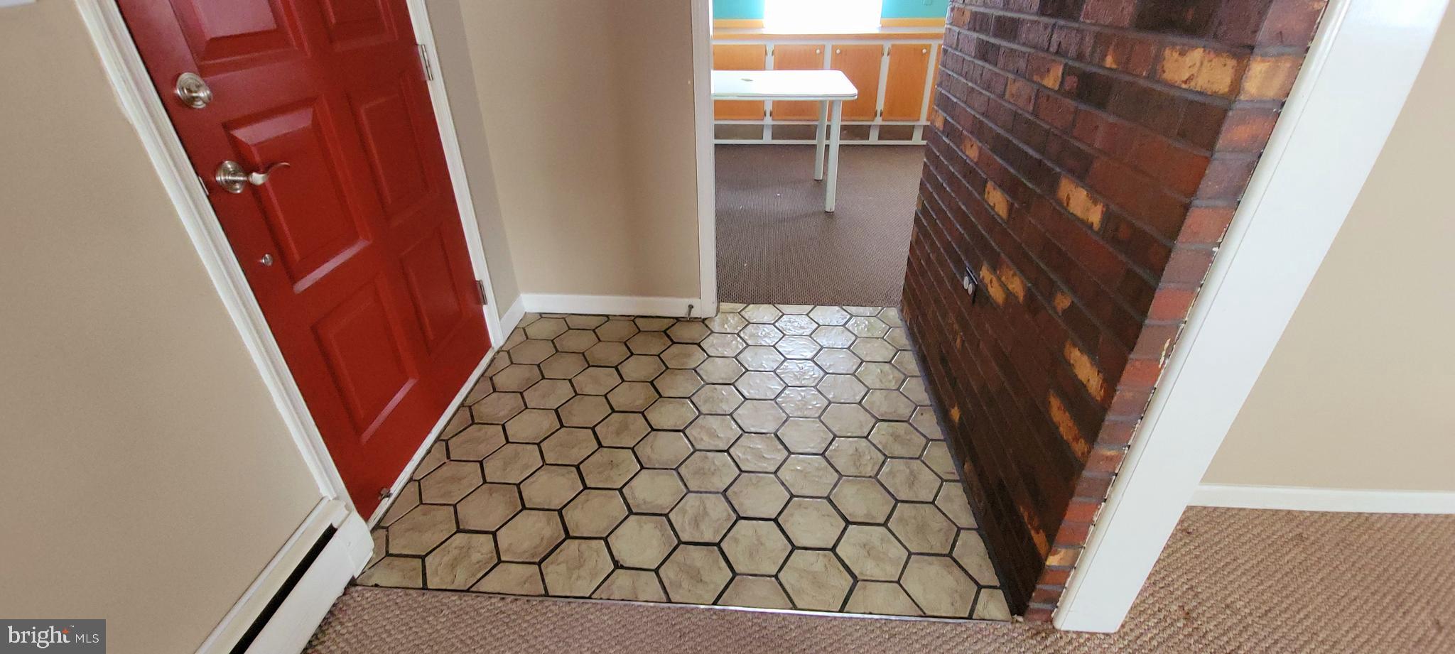 FOX CHASE - Residential