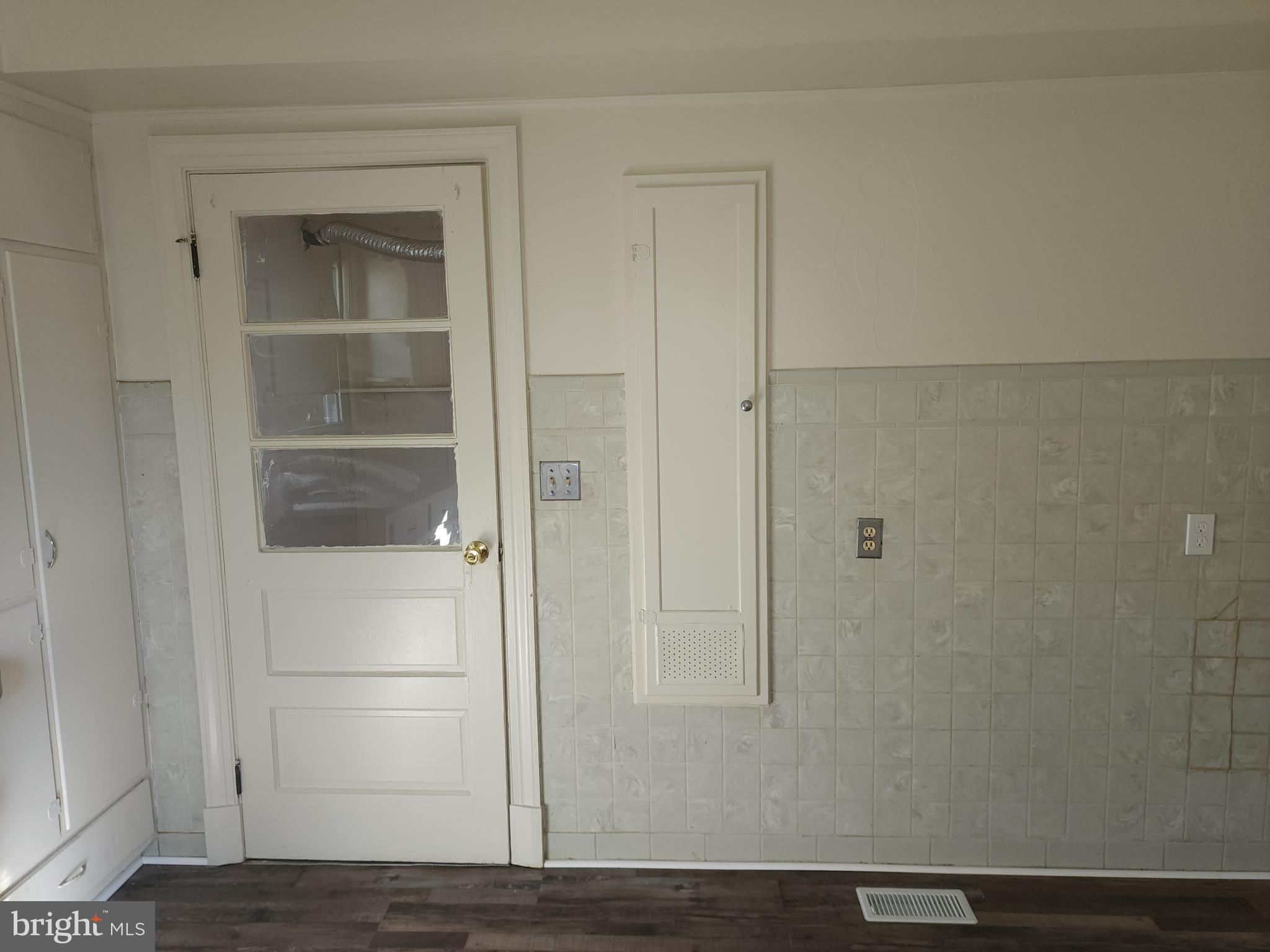 CLEARVIEW/CHATHAM HGTS - Residential Lease