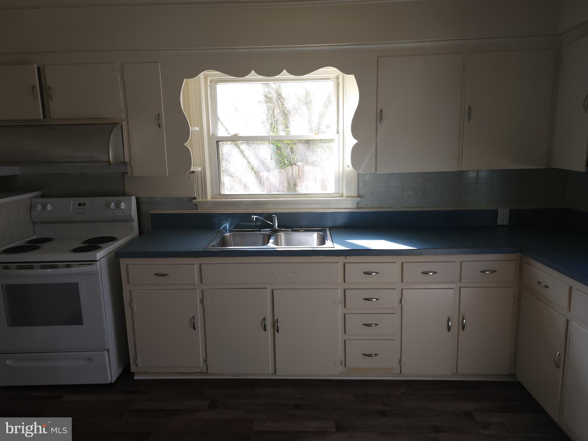 CLEARVIEW/CHATHAM HGTS - Residential Lease