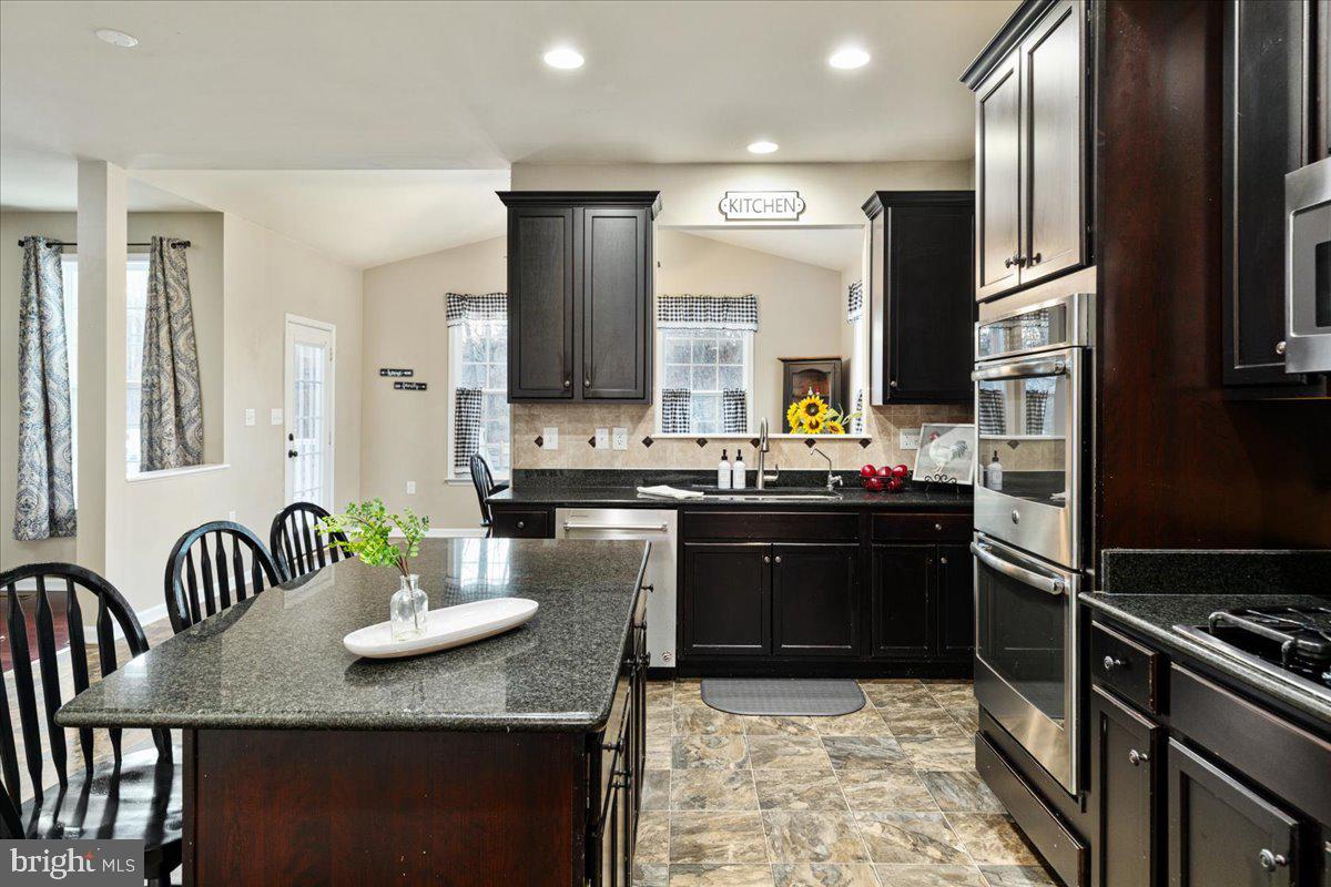 WILD ROSE - Residential