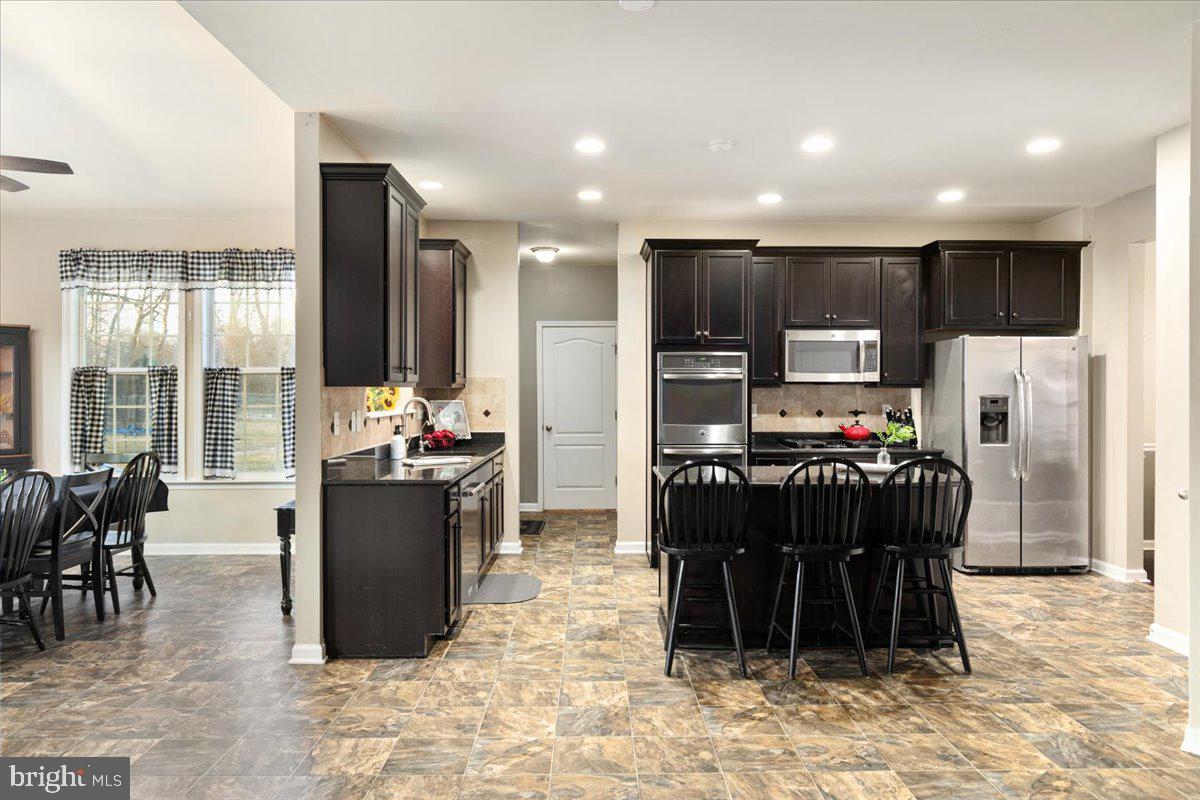 WILD ROSE - Residential