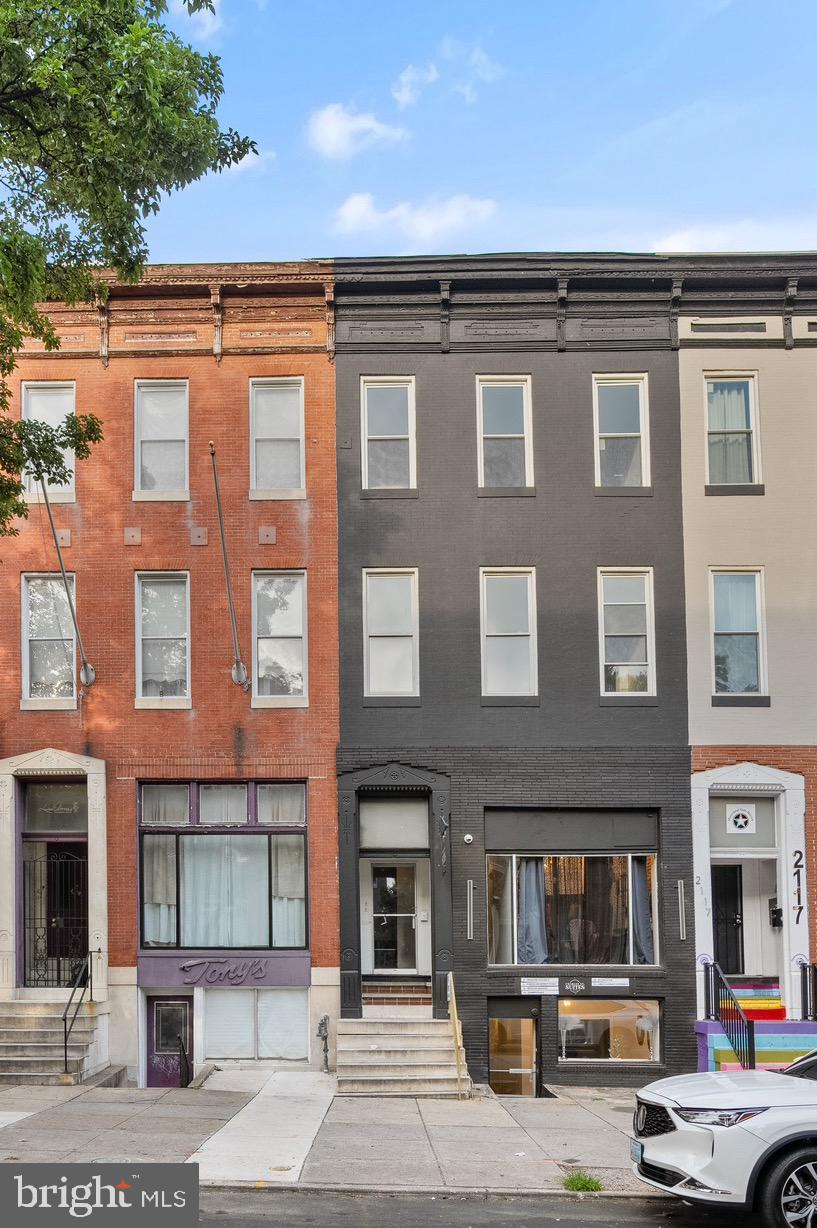 CHARLES VILLAGE - Residential Lease