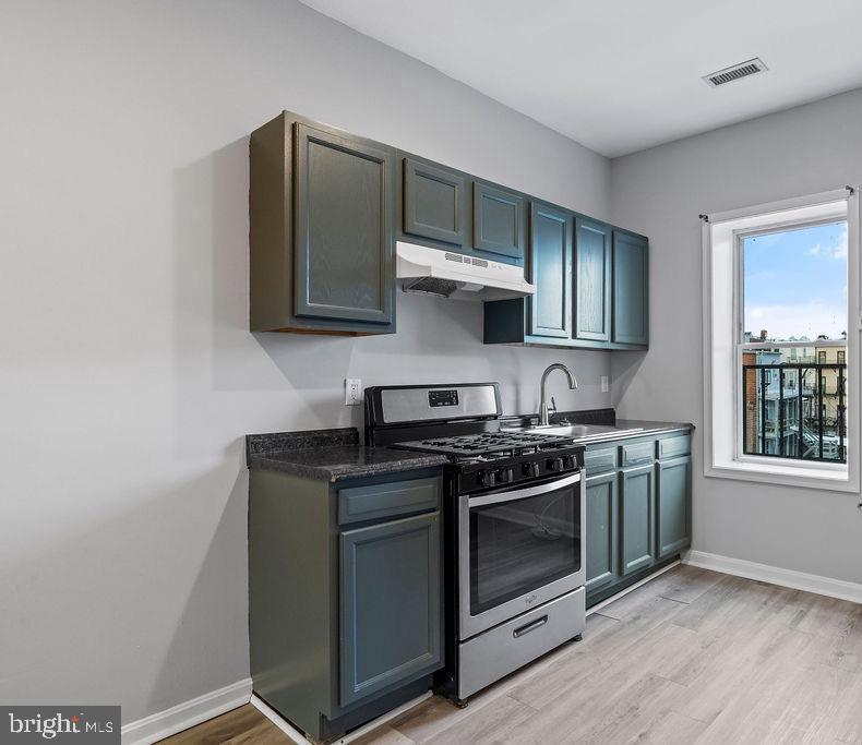 CHARLES VILLAGE - Residential Lease