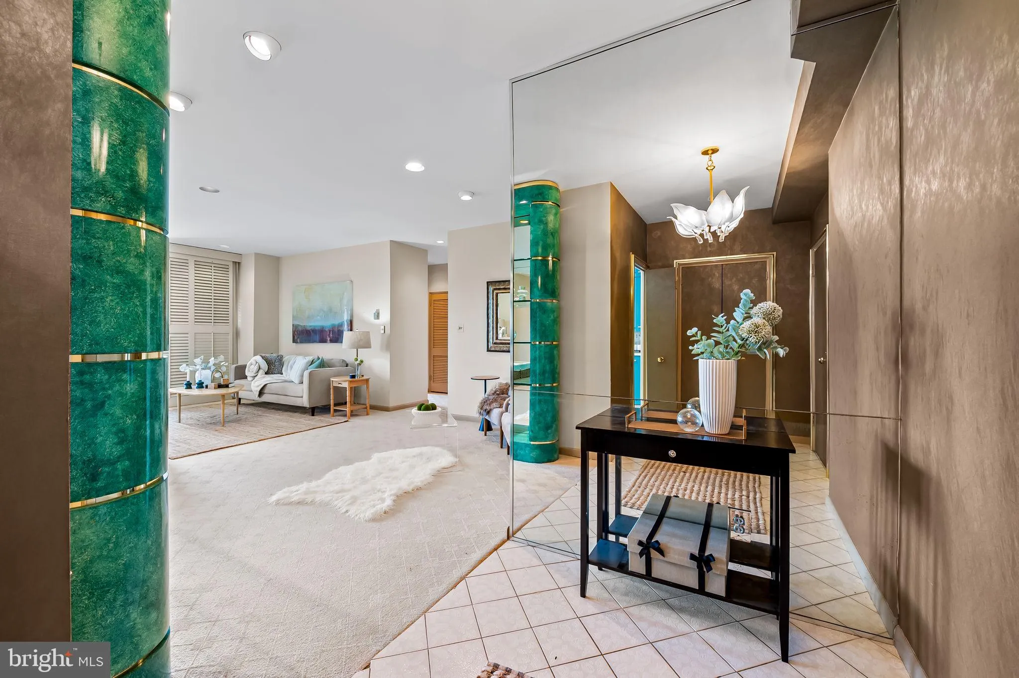 Baltimore, Maryland 21208, United States, 2 Bedrooms Bedrooms, ,2 BathroomsBathrooms,Residential,Active,224703