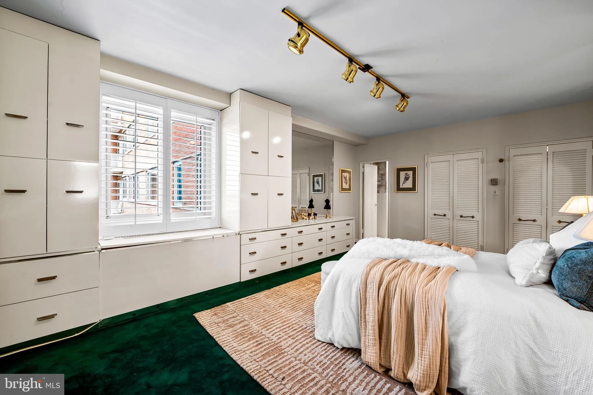 Baltimore, Maryland 21208, United States, 2 Bedrooms Bedrooms, ,2 BathroomsBathrooms,Residential,Active,224703