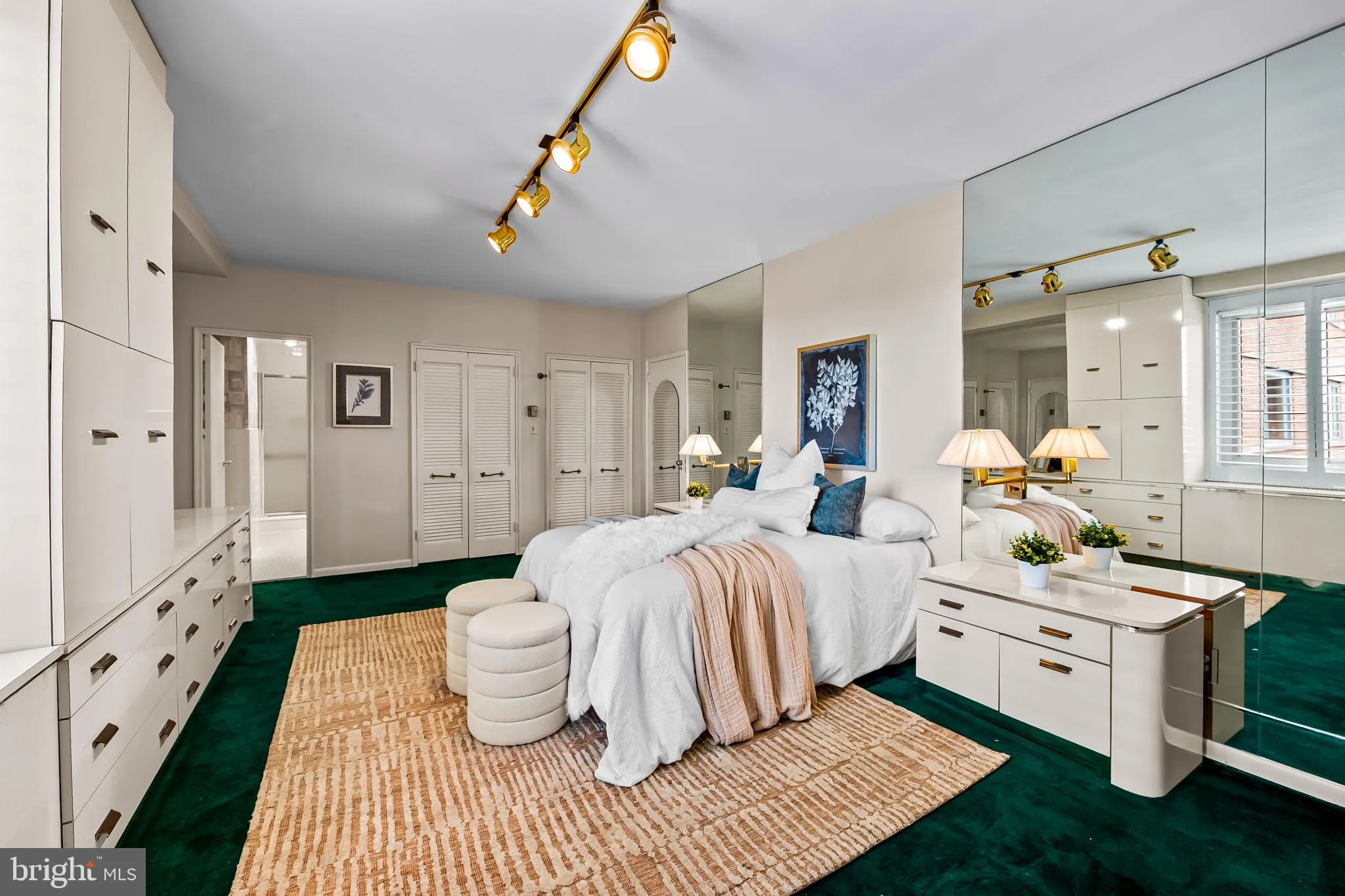 Baltimore, Maryland 21208, United States, 2 Bedrooms Bedrooms, ,2 BathroomsBathrooms,Residential,Active,224703