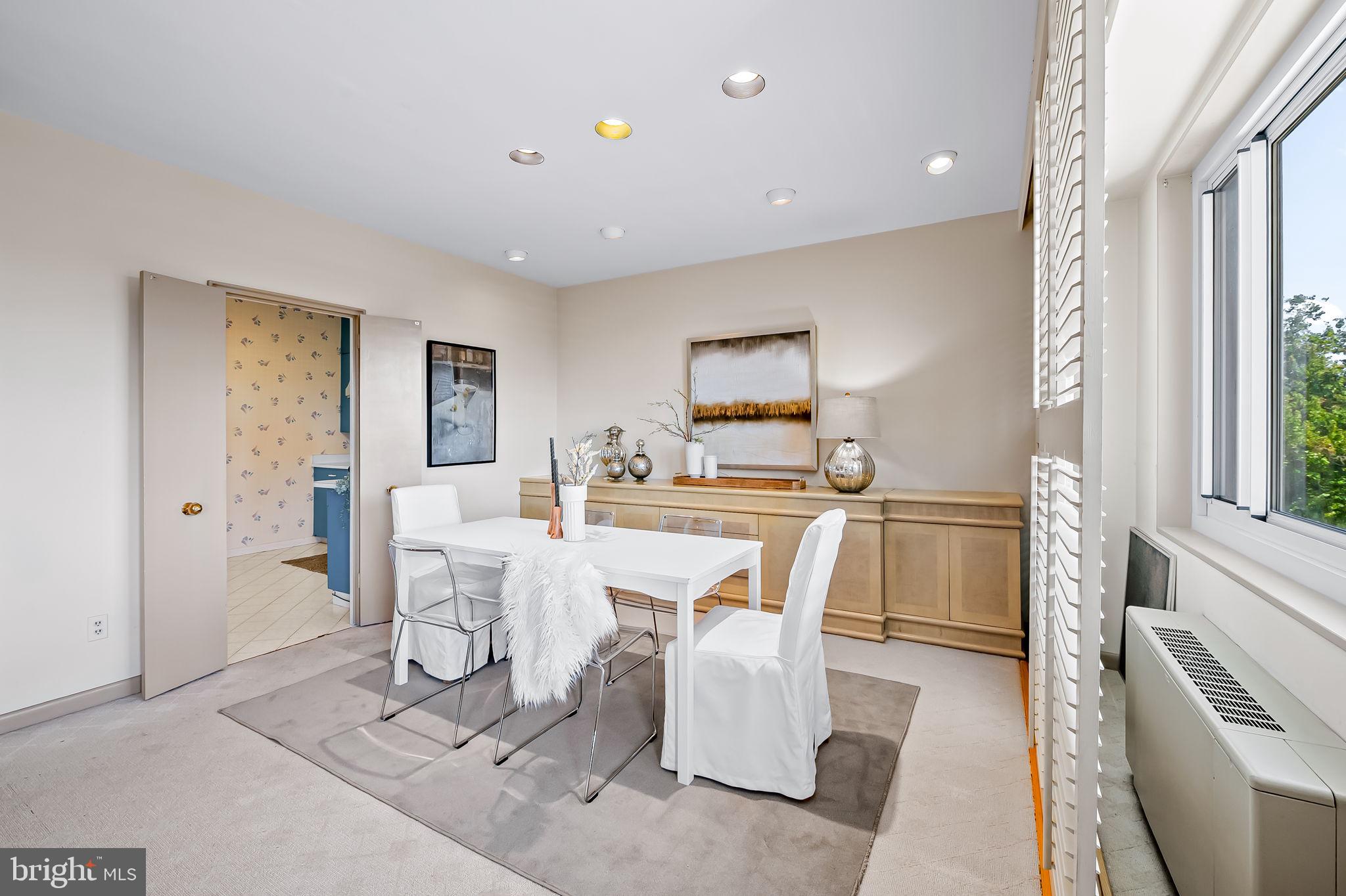 ELEVEN SLADE - Residential