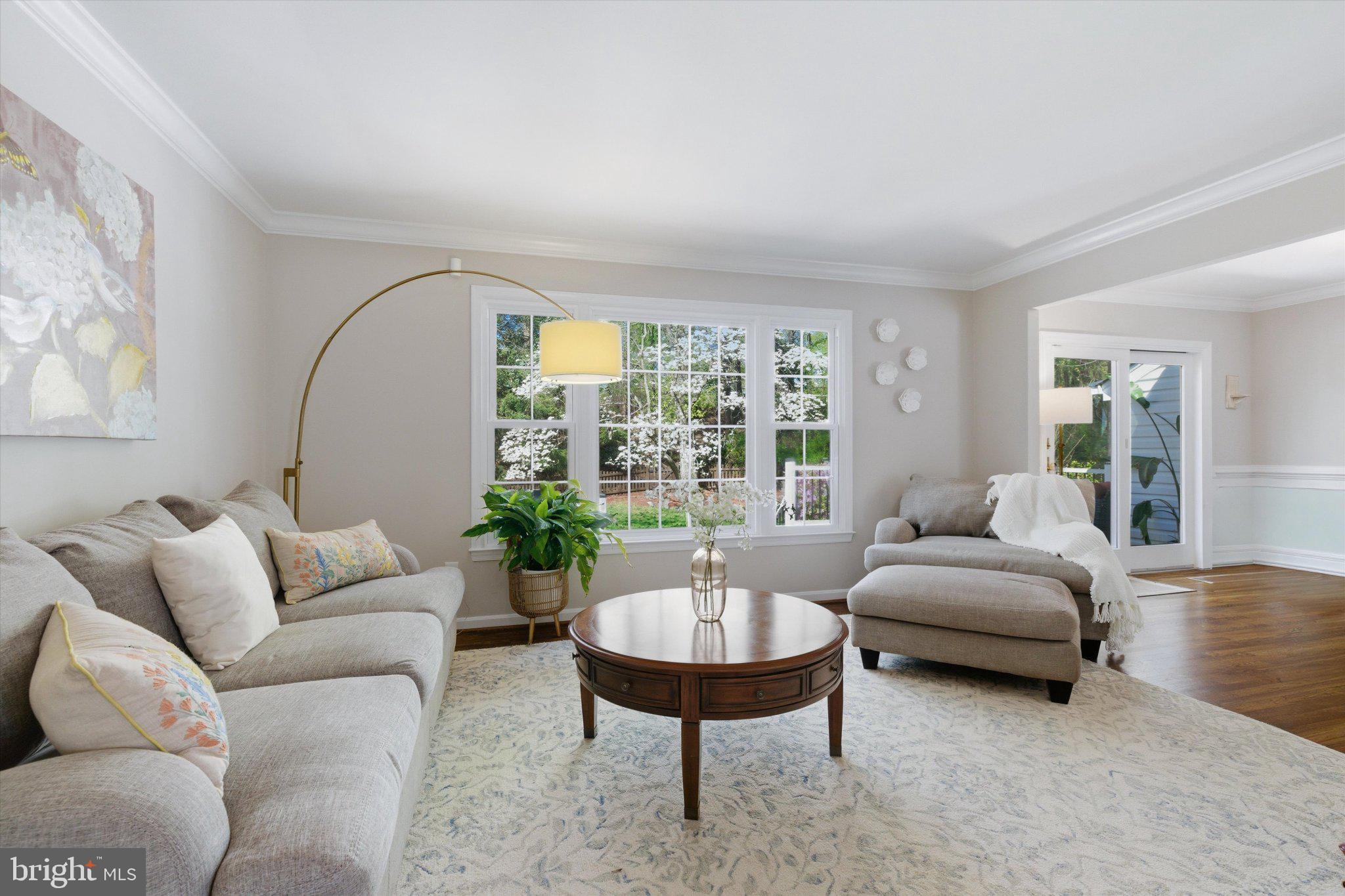 LAKE BRADDOCK - Residential