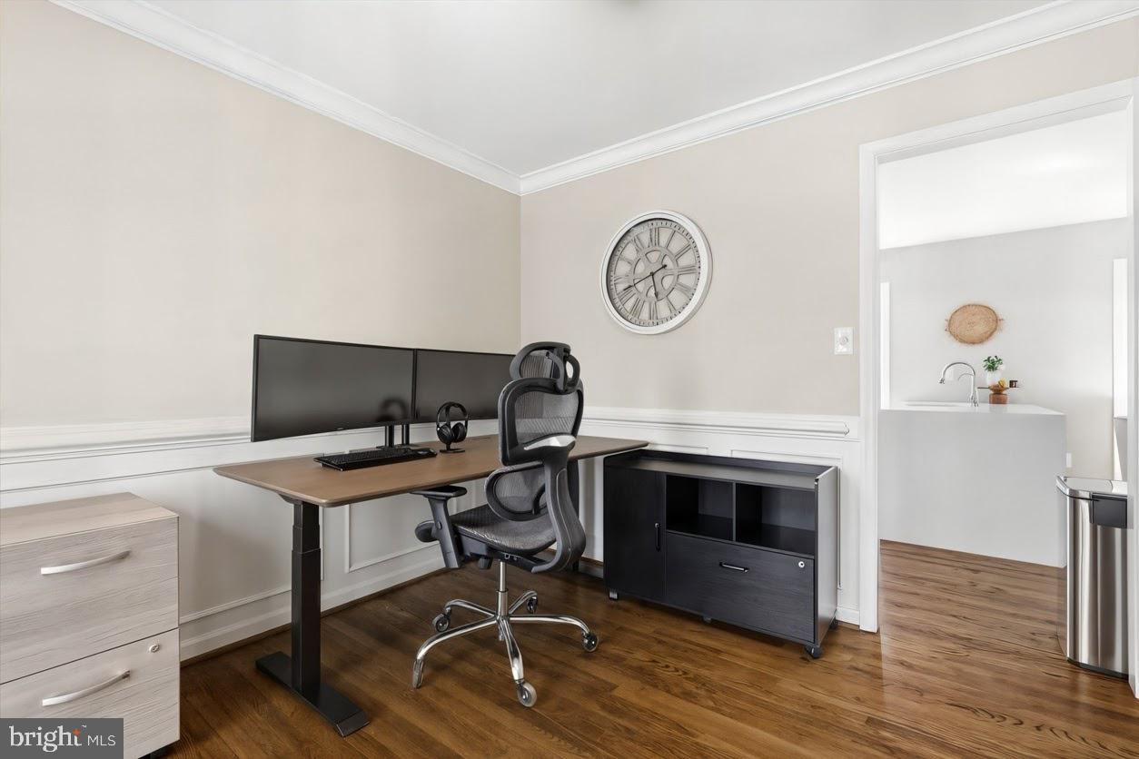 LAKE BRADDOCK - Residential