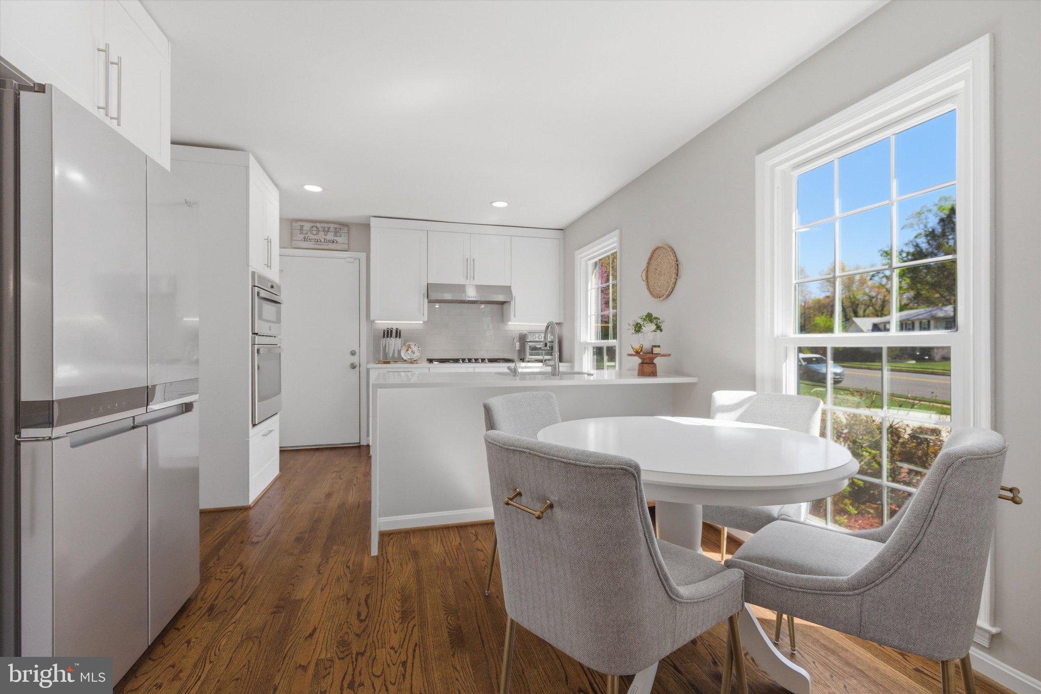 LAKE BRADDOCK - Residential