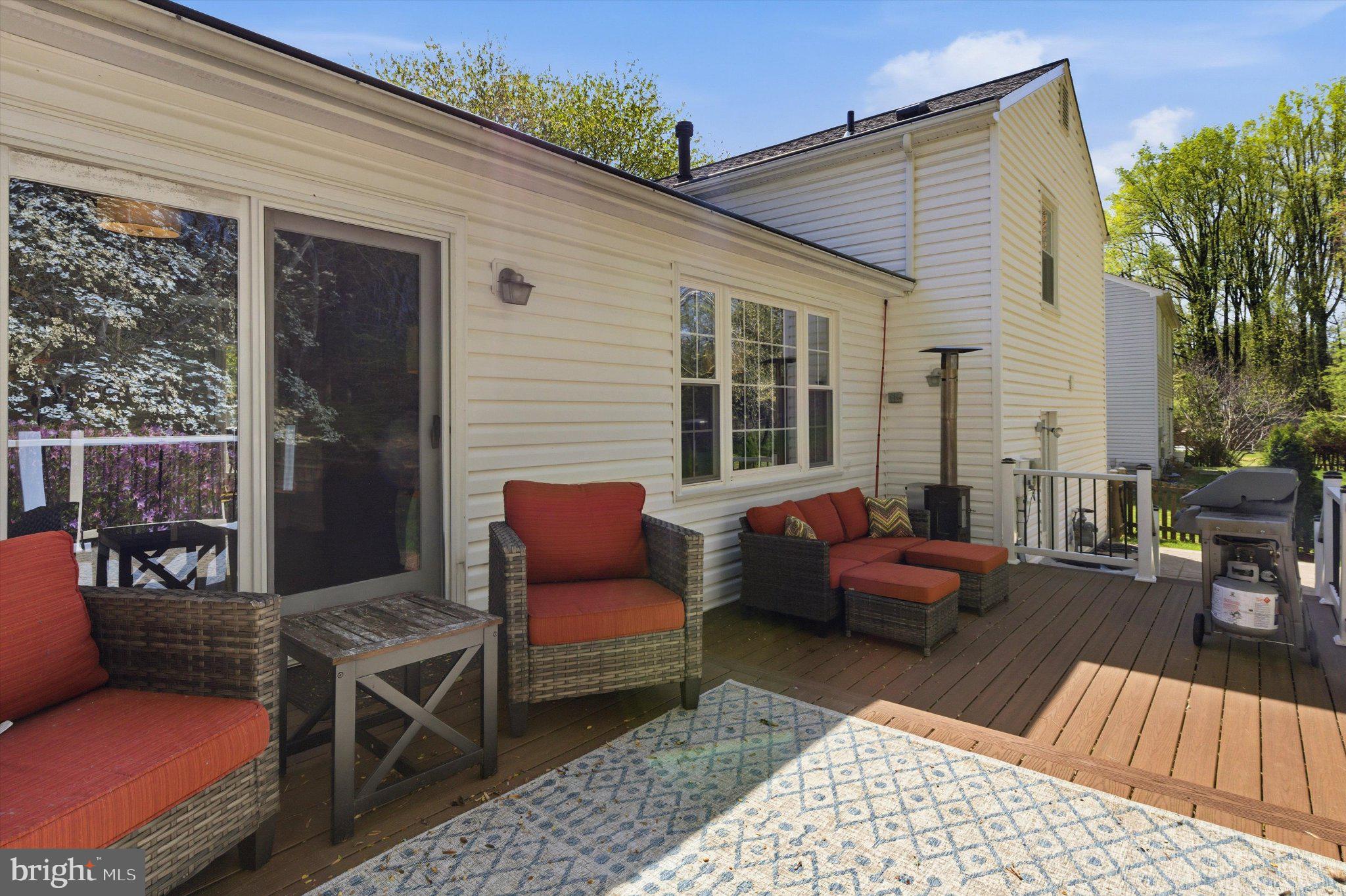 LAKE BRADDOCK - Residential