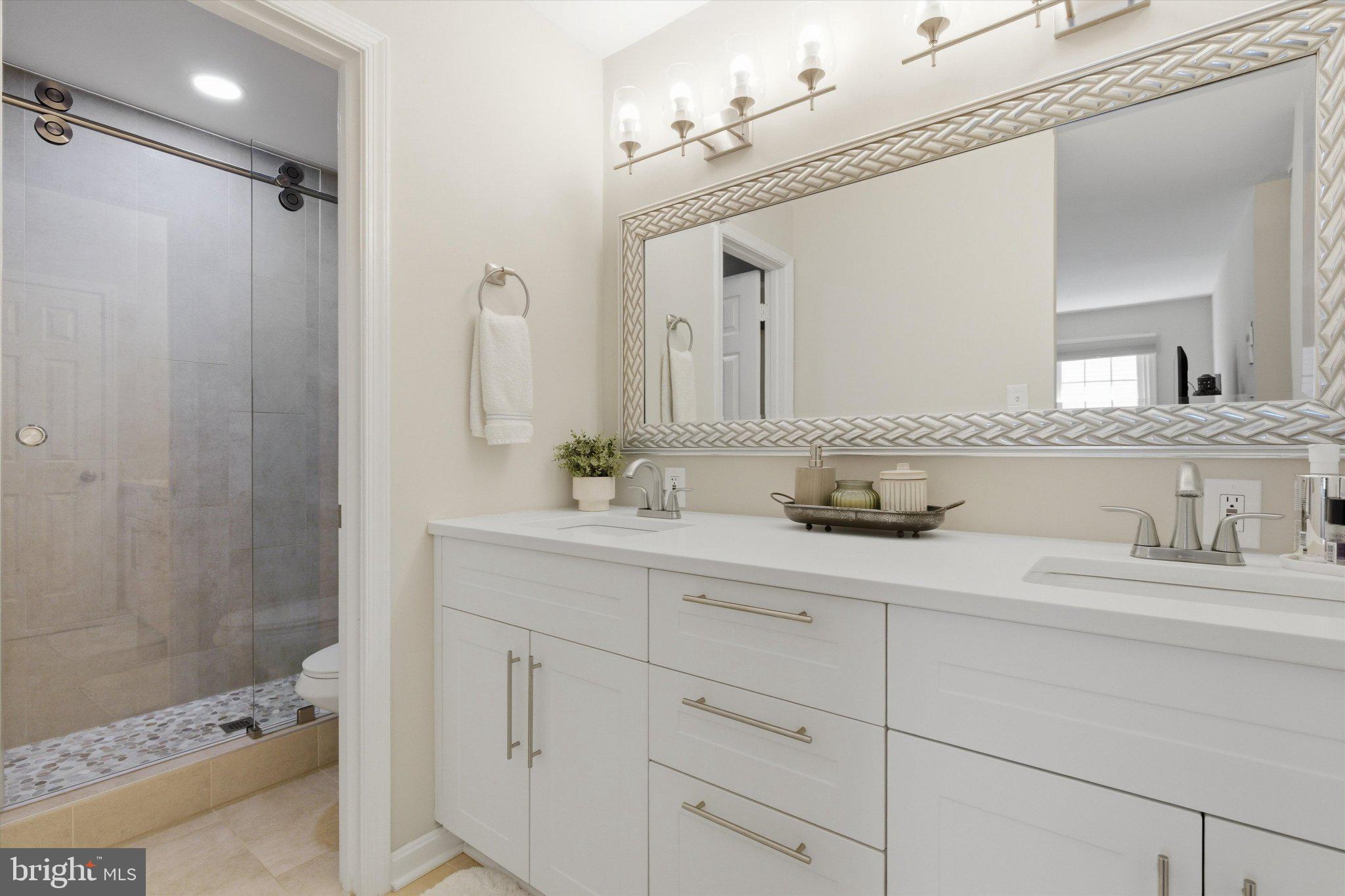 LAKE BRADDOCK - Residential