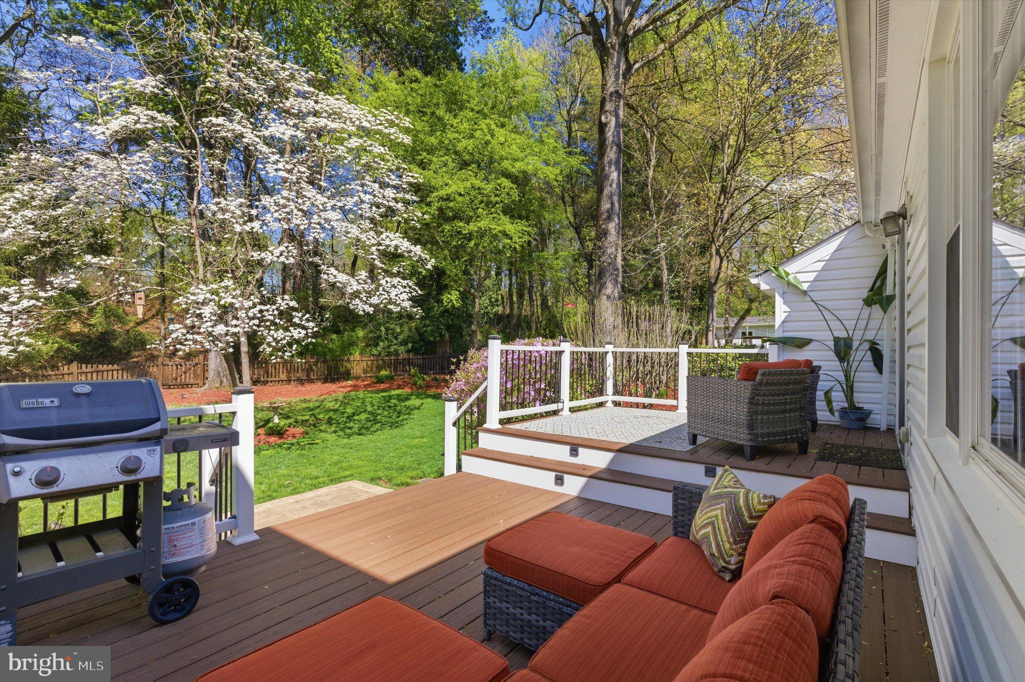 LAKE BRADDOCK - Residential