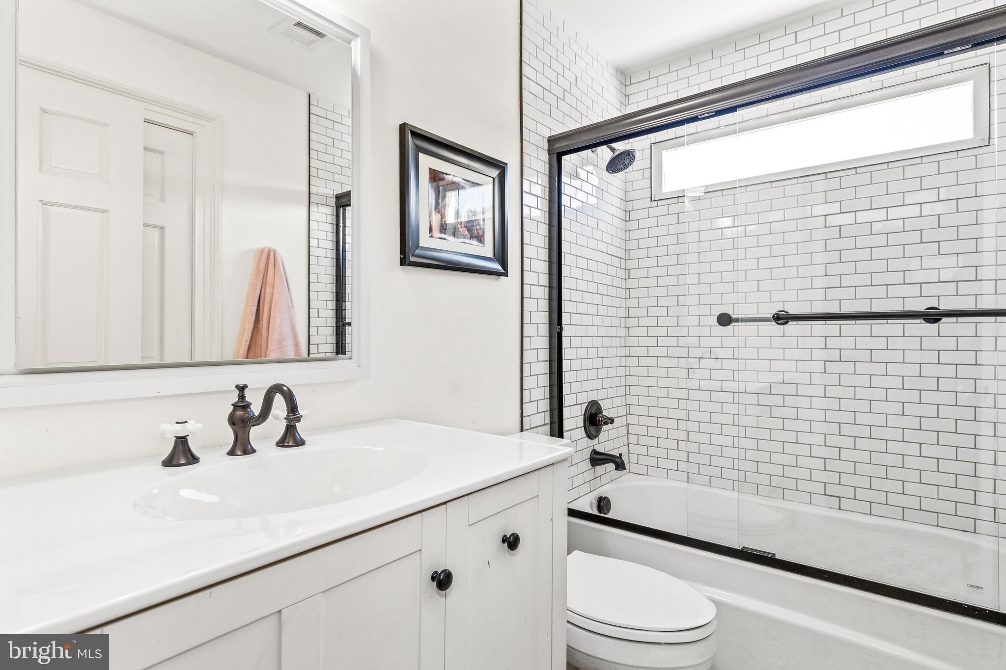 QUAKER HILL - Residential