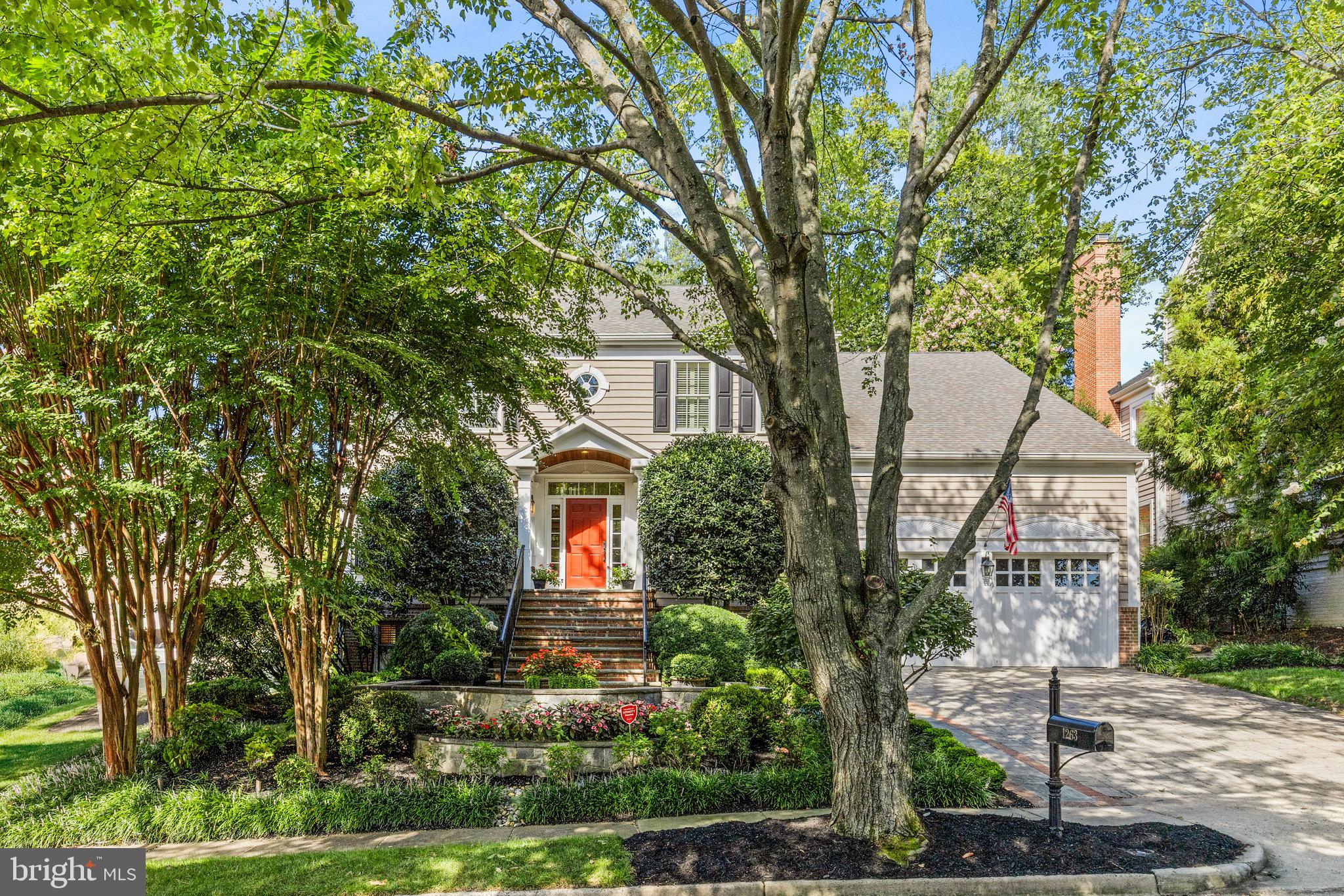 QUAKER HILL - Residential