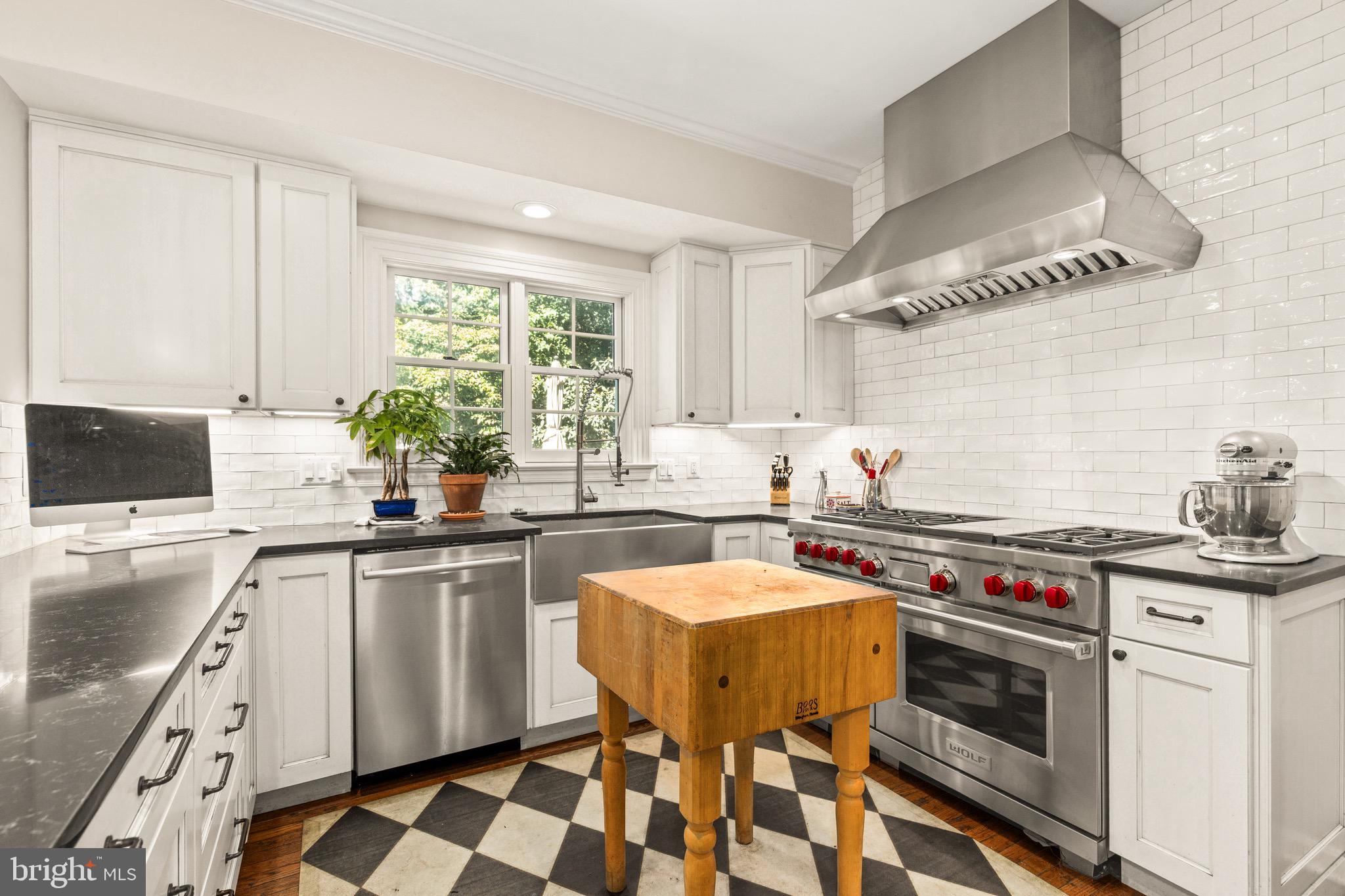 QUAKER HILL - Residential