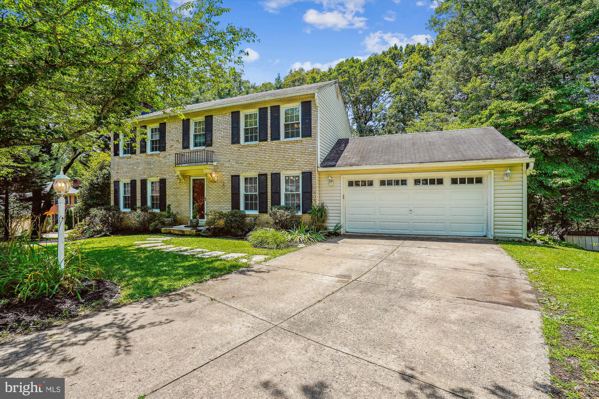 8322 CUSHING COURT