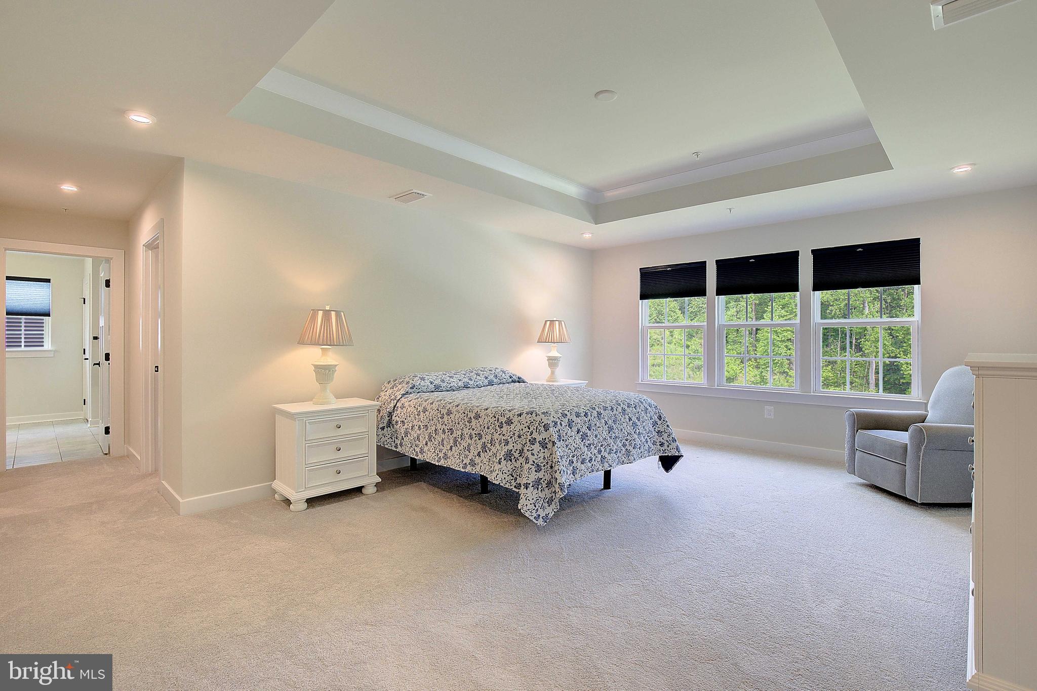 8377 LEGACY CIRCLE