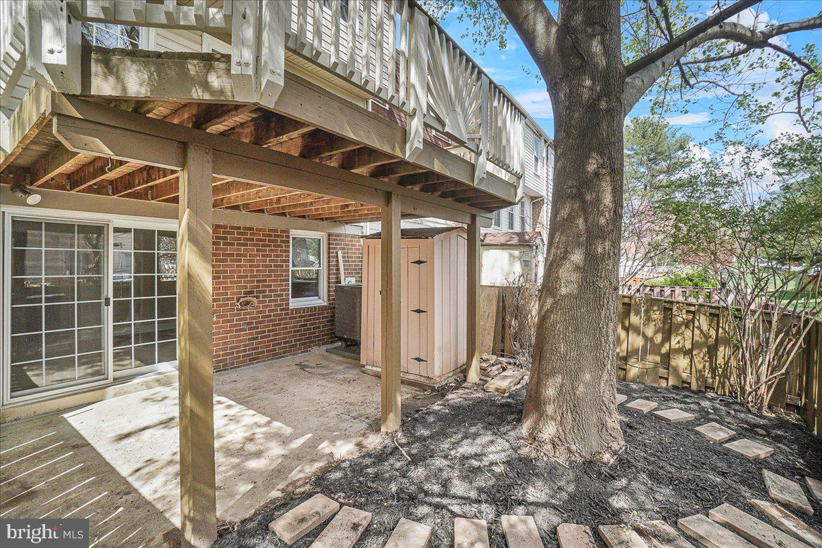 SHADY GROVE VILLAGE - Residential