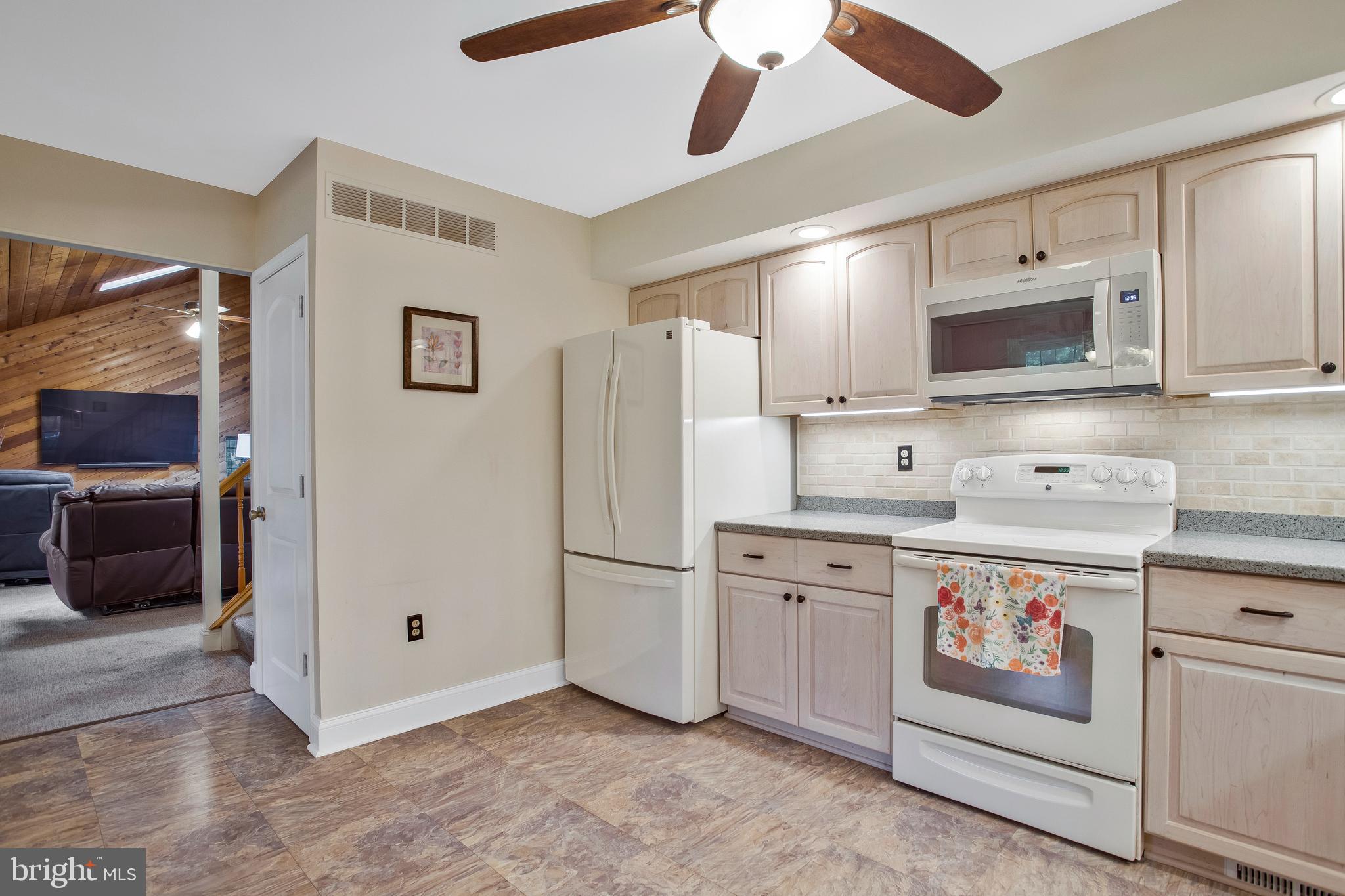 REGULARS - Residential