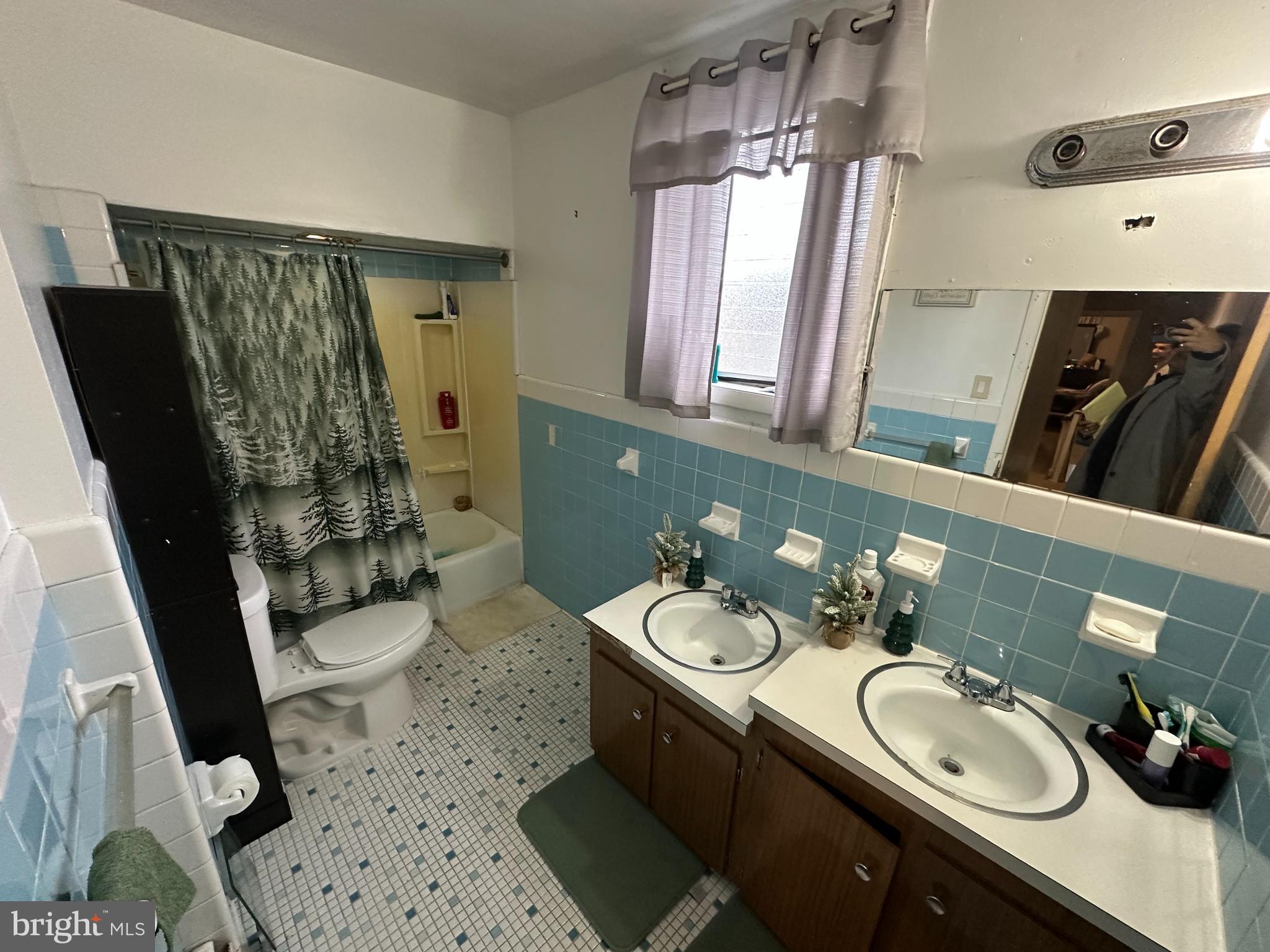 PORT RICHMOND - Residential