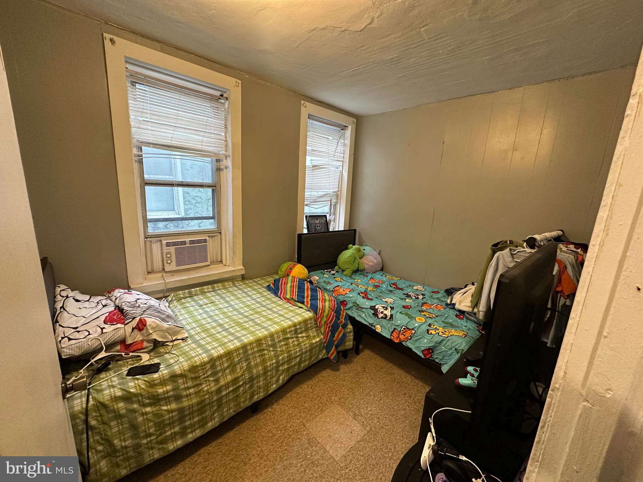 PORT RICHMOND - Residential