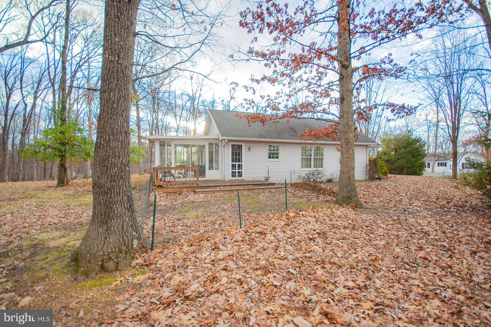 FOXCREST MANOR - Residential