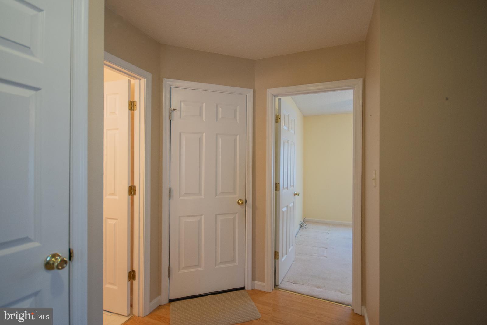 FOXCREST MANOR - Residential