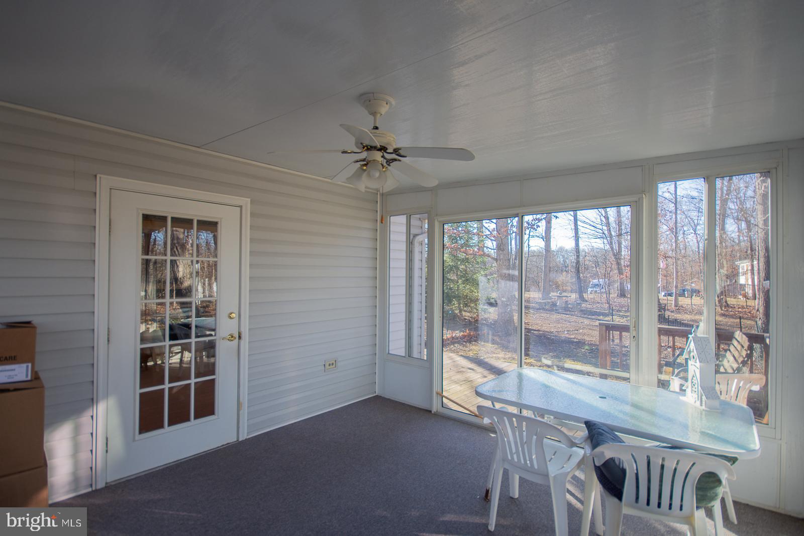 FOXCREST MANOR - Residential