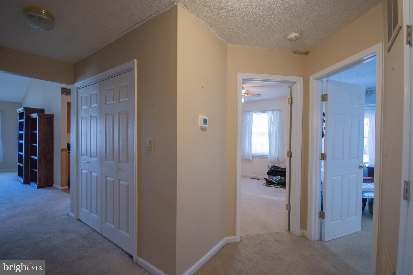 FOXCREST MANOR - Residential