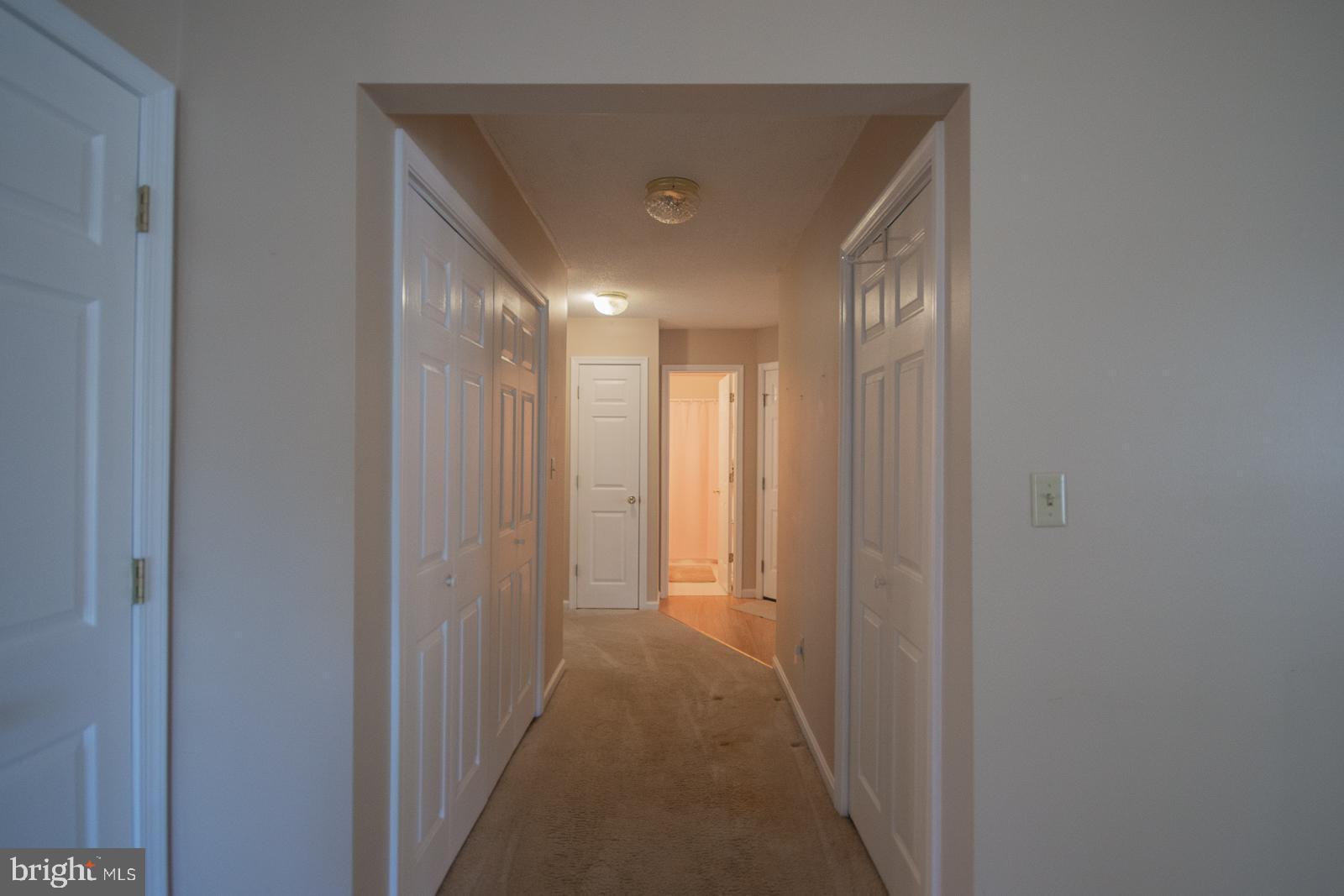 FOXCREST MANOR - Residential