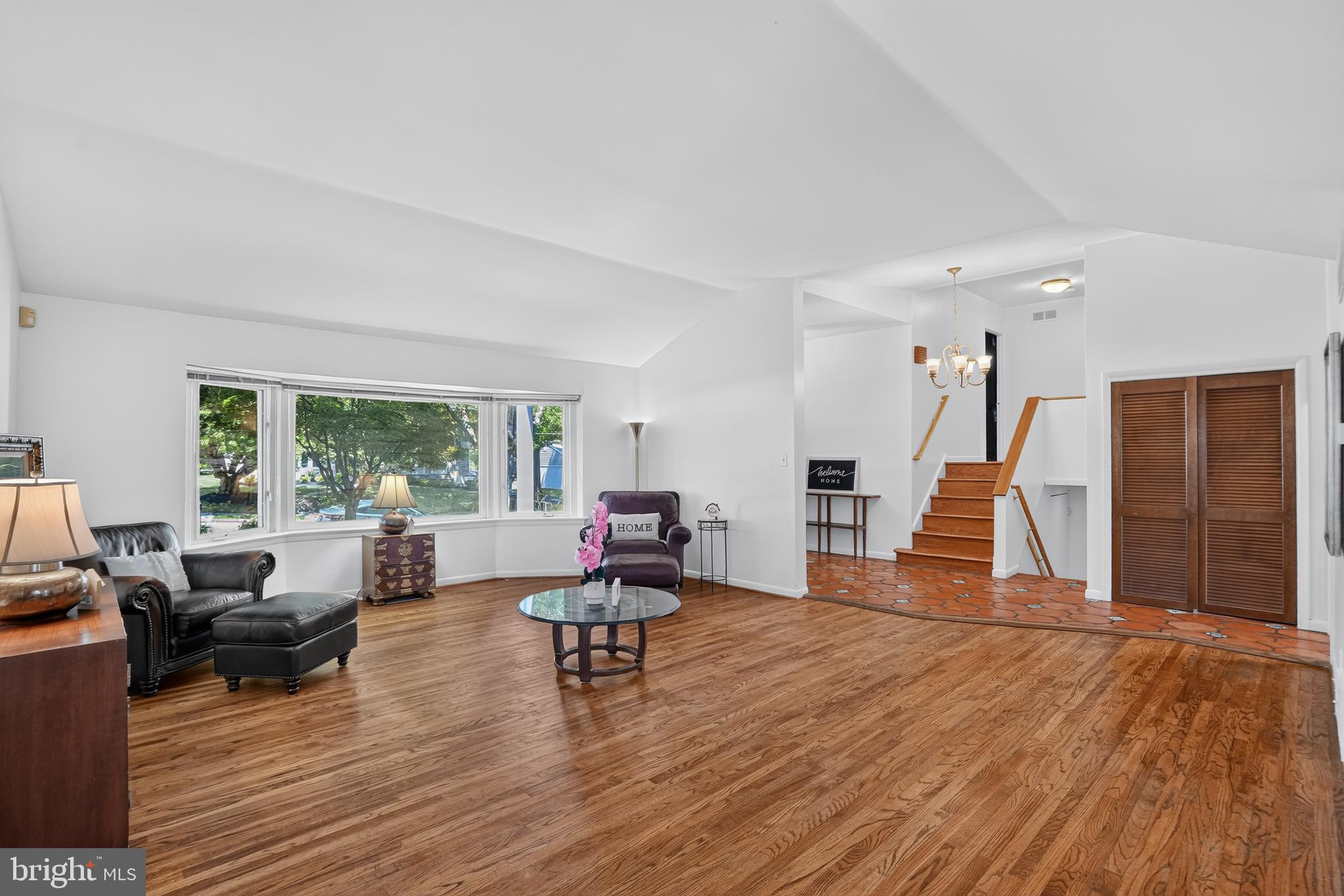 1904 QUILL LANE