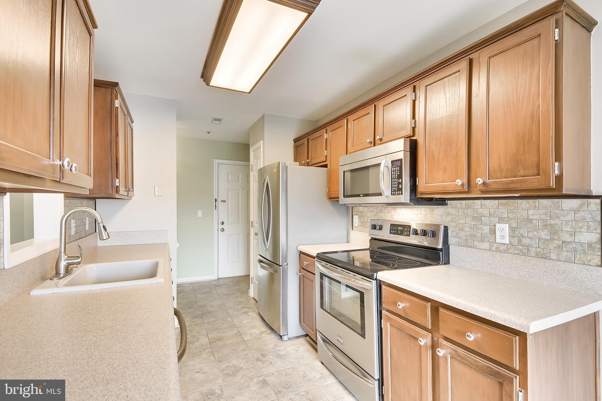 BAYSIDE MARINA - Residential Lease