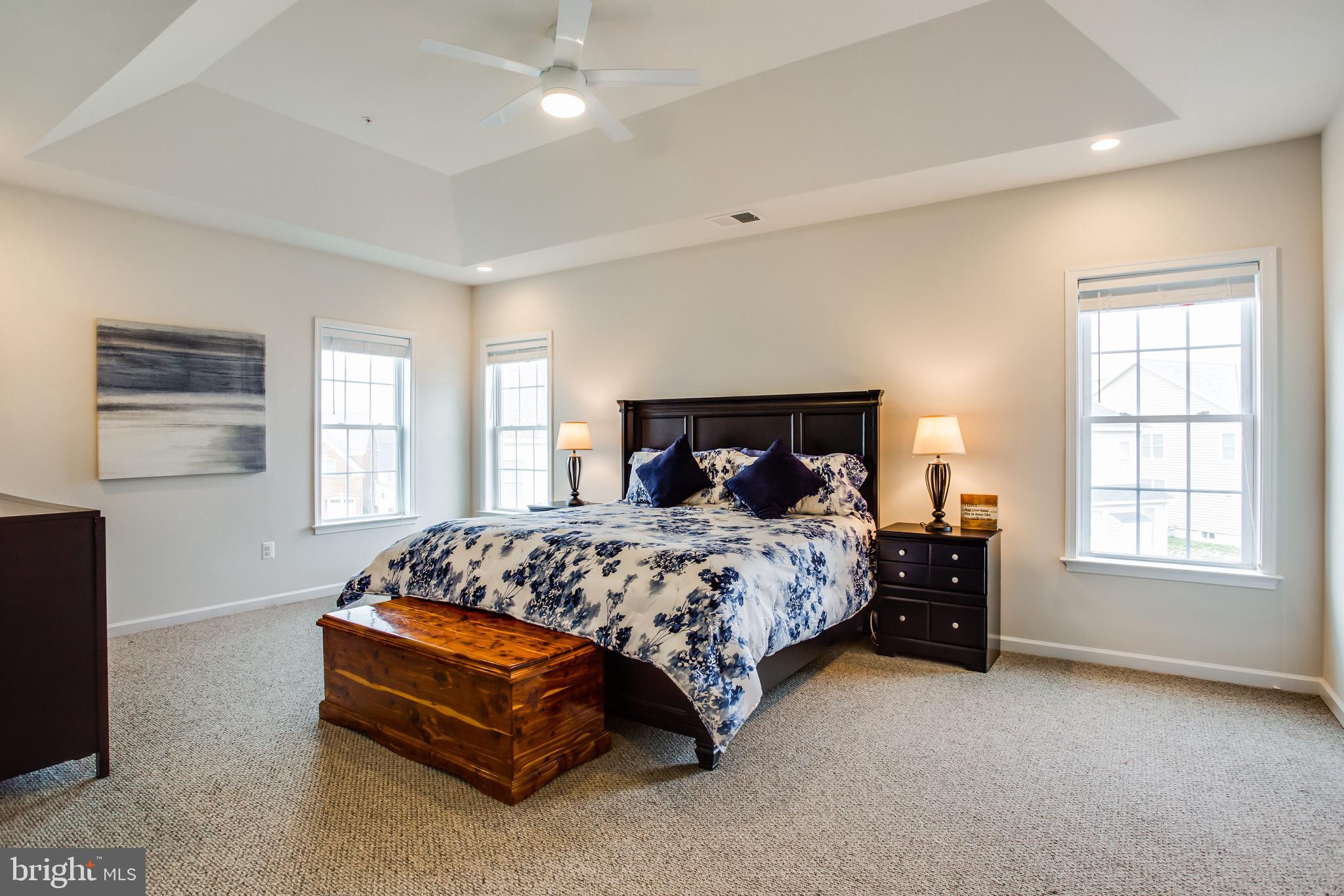 MARLBORO RIDGE - Residential