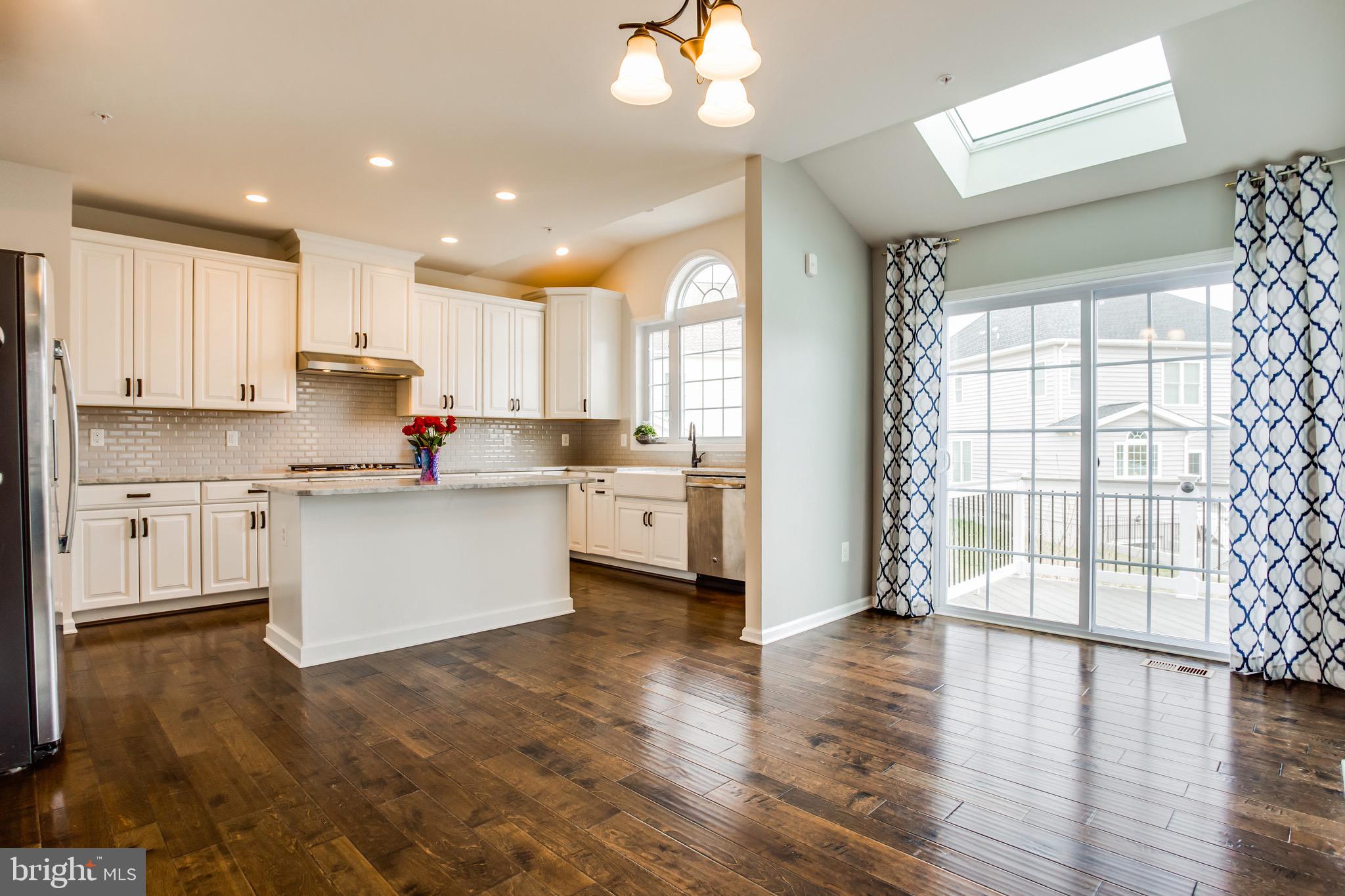 MARLBORO RIDGE - Residential