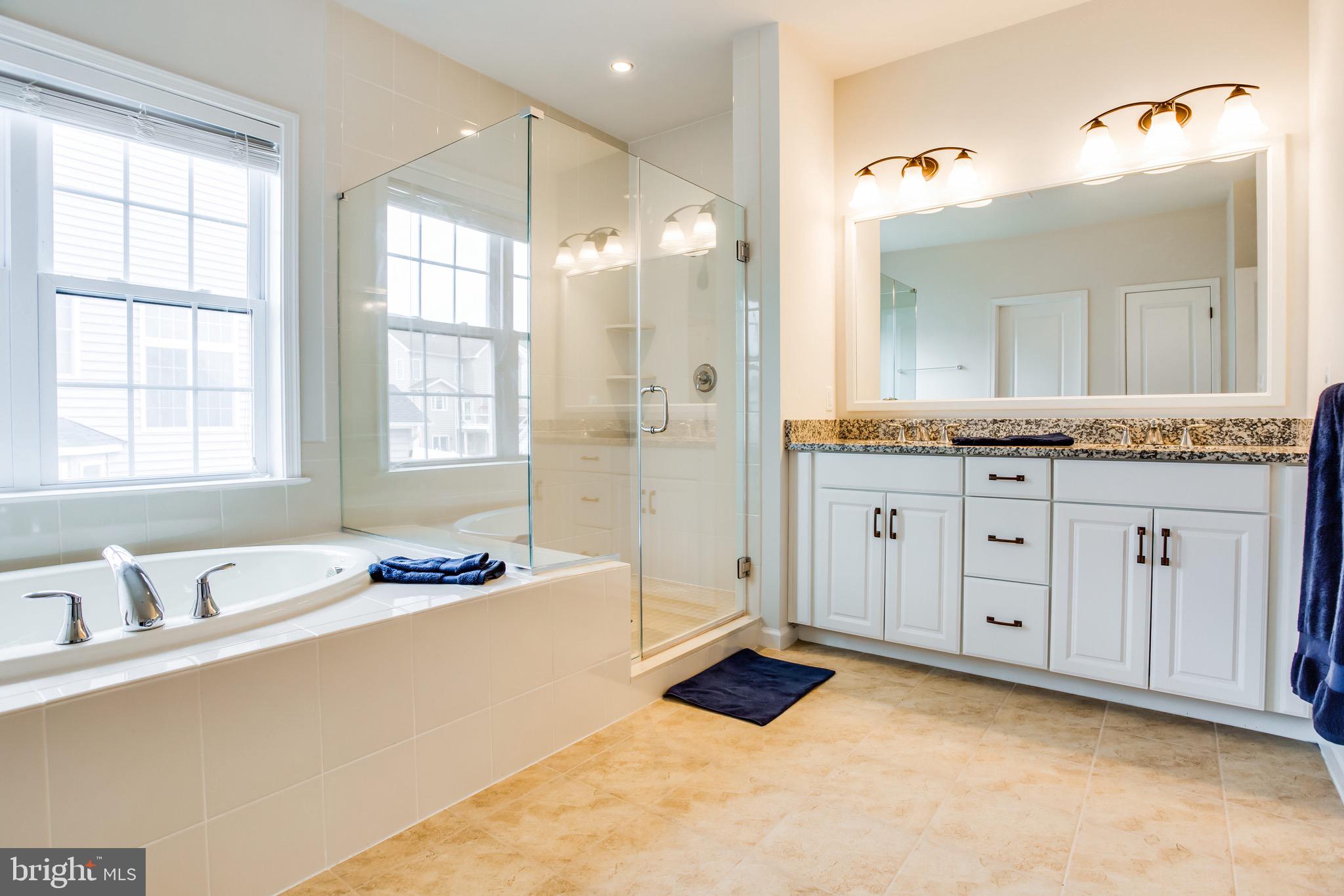 MARLBORO RIDGE - Residential