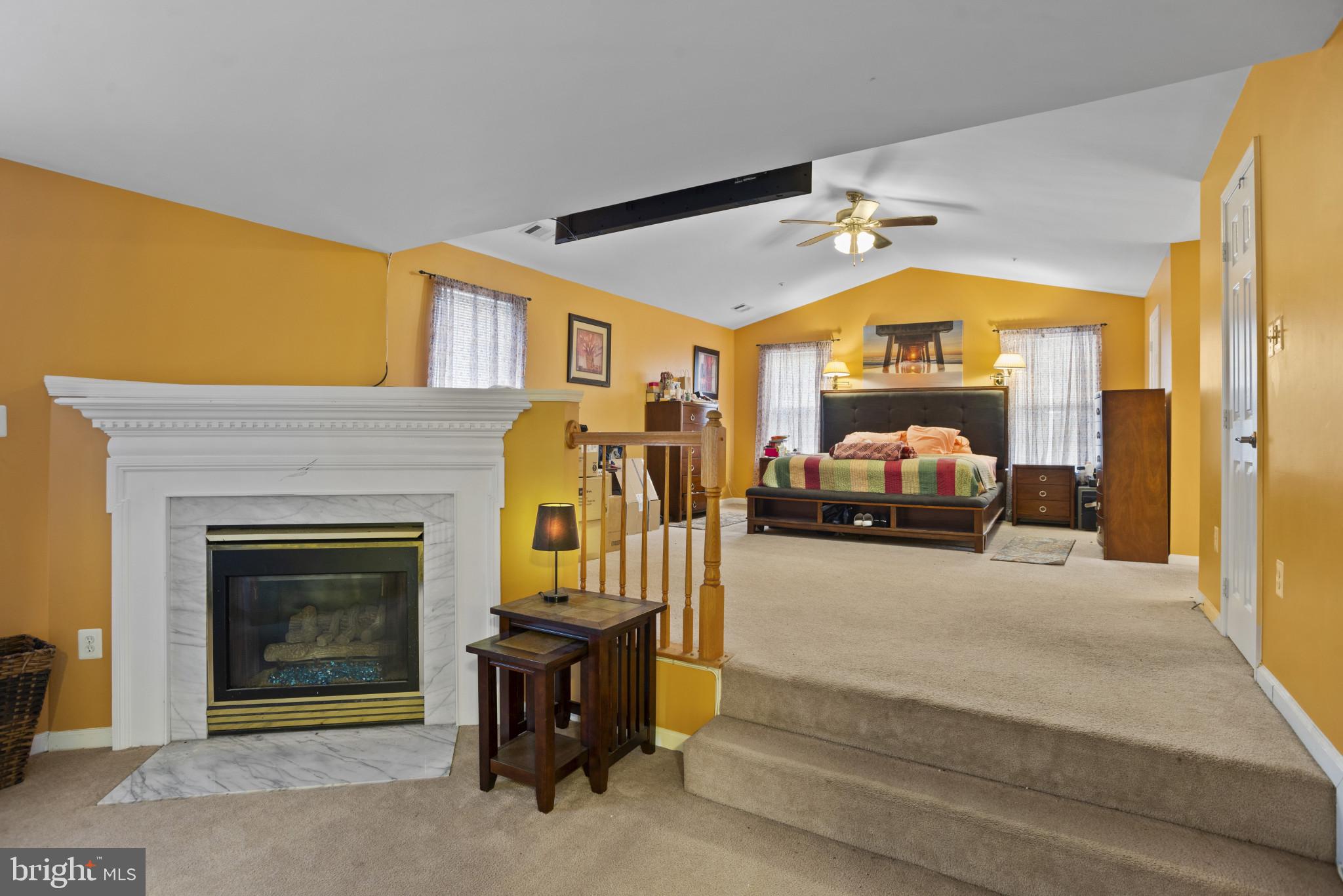 FORT WASHINGTON ESTATES - Residential