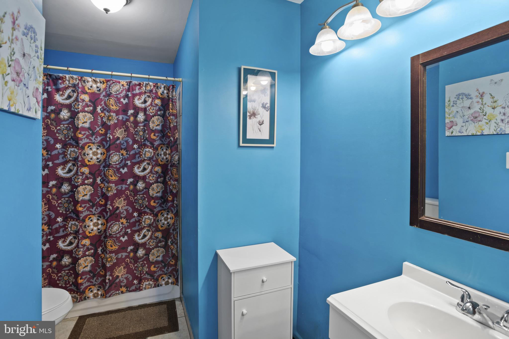 FORT WASHINGTON ESTATES - Residential