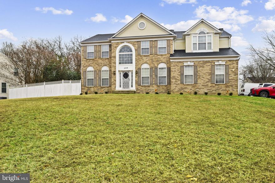 Nestled in the prestigious Fort Washington Estates, this stunning Colonial home offers an exquisite blend of luxury and comfort. Spanning over 3,000 sq. ft. , the interior features a gourmet kitchen adorned with granite countertops, a spacious breakfast area, and a formal dining room perfect for entertaining. The inviting family room, complete with a cozy fireplace, seamlessly connects to the kitchen, creating a warm atmosphere for gatherings. Retreat to the primary suite, featuring a lavish bath with a soaking tub and walk-in shower. With five bedrooms and three and a half baths, this home is designed for both relaxation and functionality. Enjoy the convenience of a wet/dry bar and a pantry, enhancing your culinary experience. Step outside to discover a beautifully landscaped corner lot on a tranquil cul-de-sac, complete with an expansive deck for outdoor enjoyment. The side-entry garage and ample driveway parking add to the home's appeal. Experience an exclusive lifestyle in this remarkable residence.