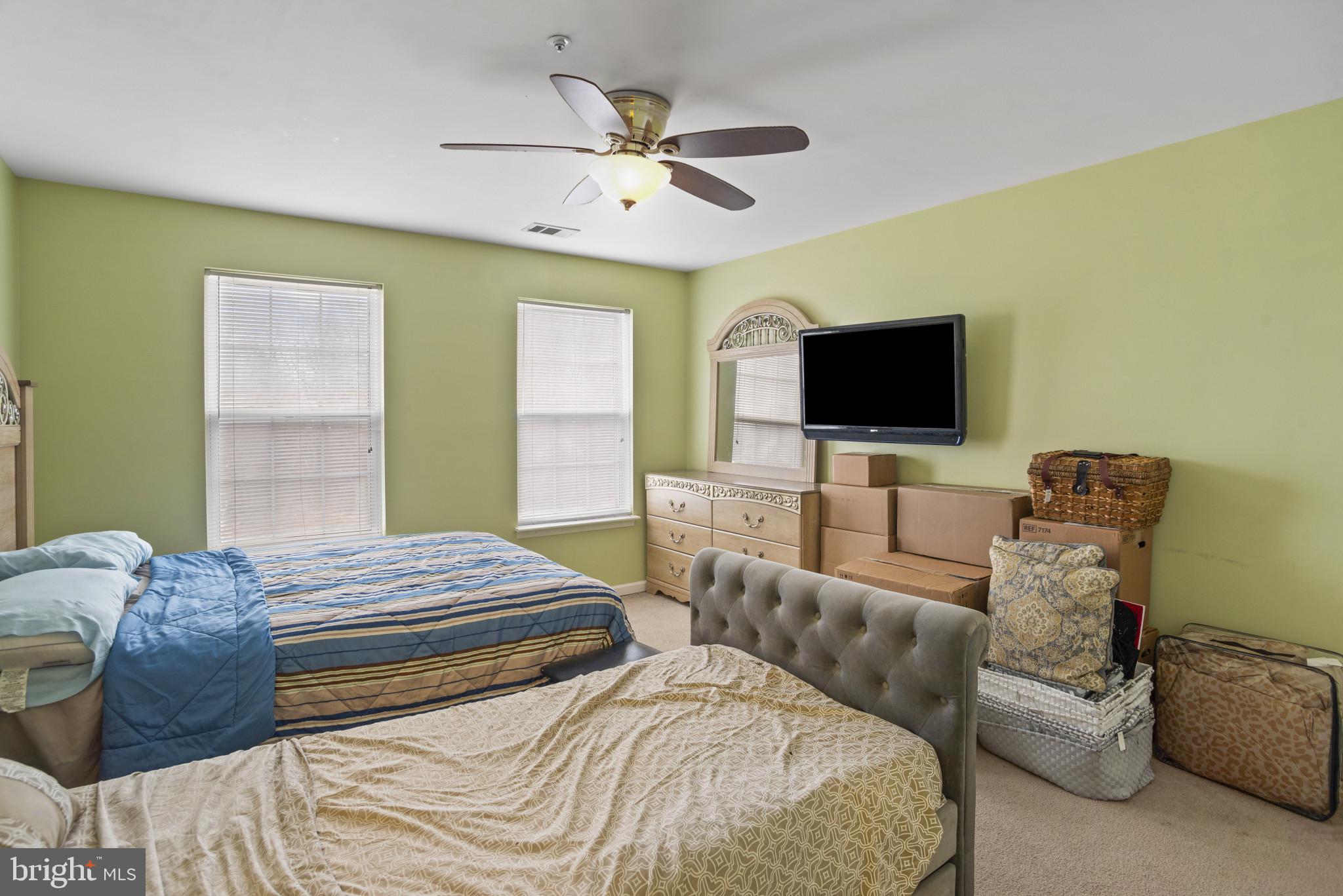 FORT WASHINGTON ESTATES - Residential