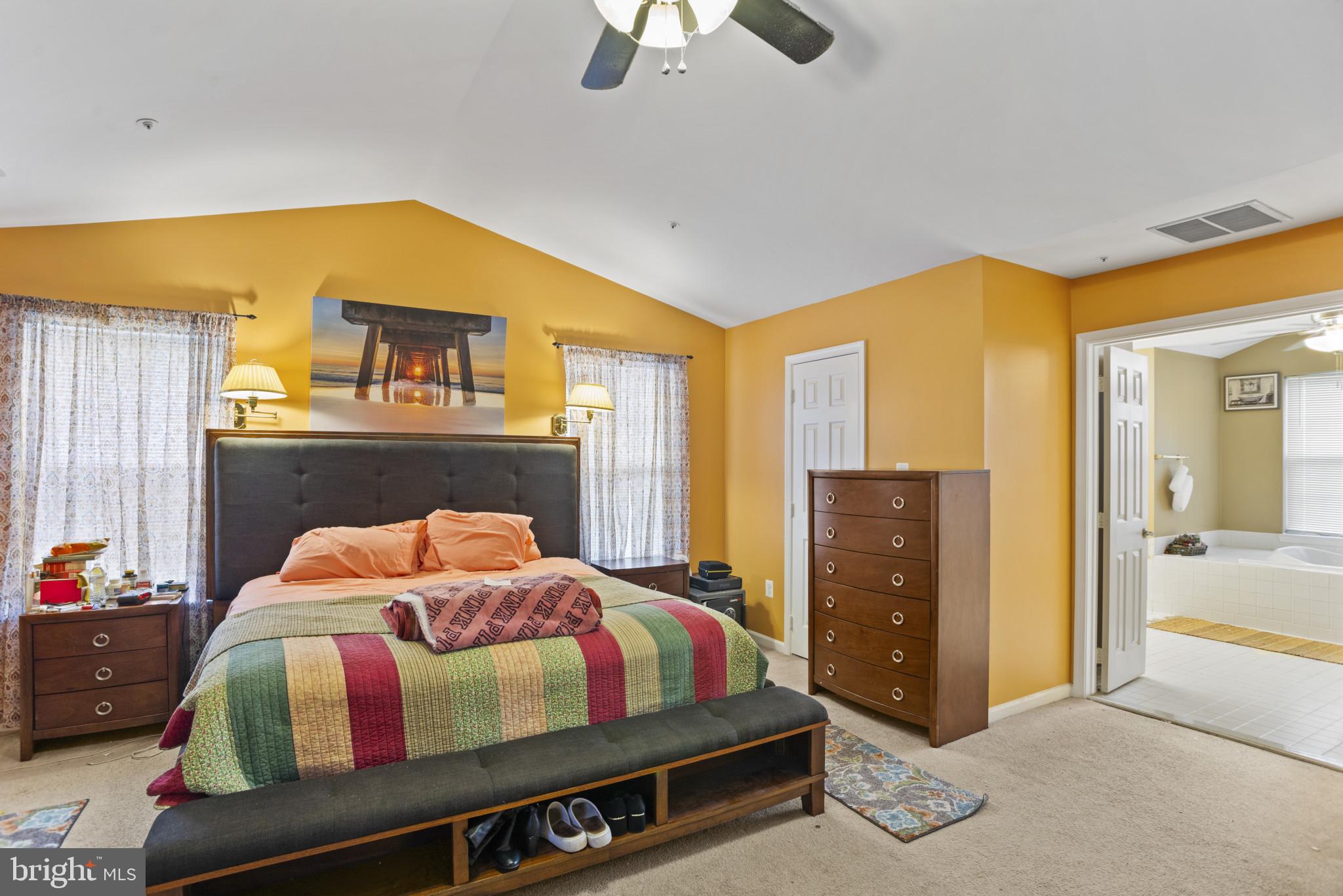 FORT WASHINGTON ESTATES - Residential