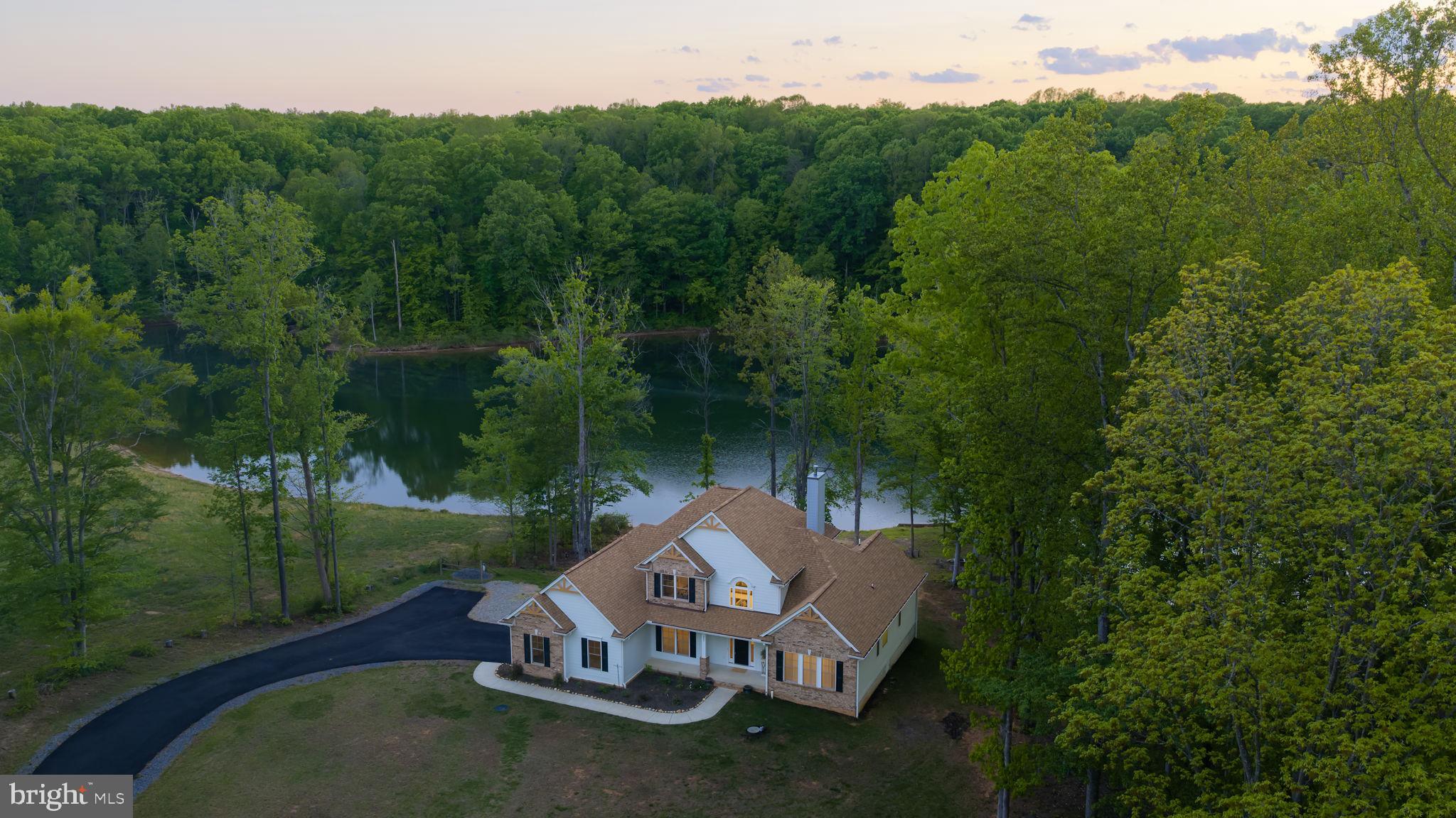 NOAH'S LANDING - Residential