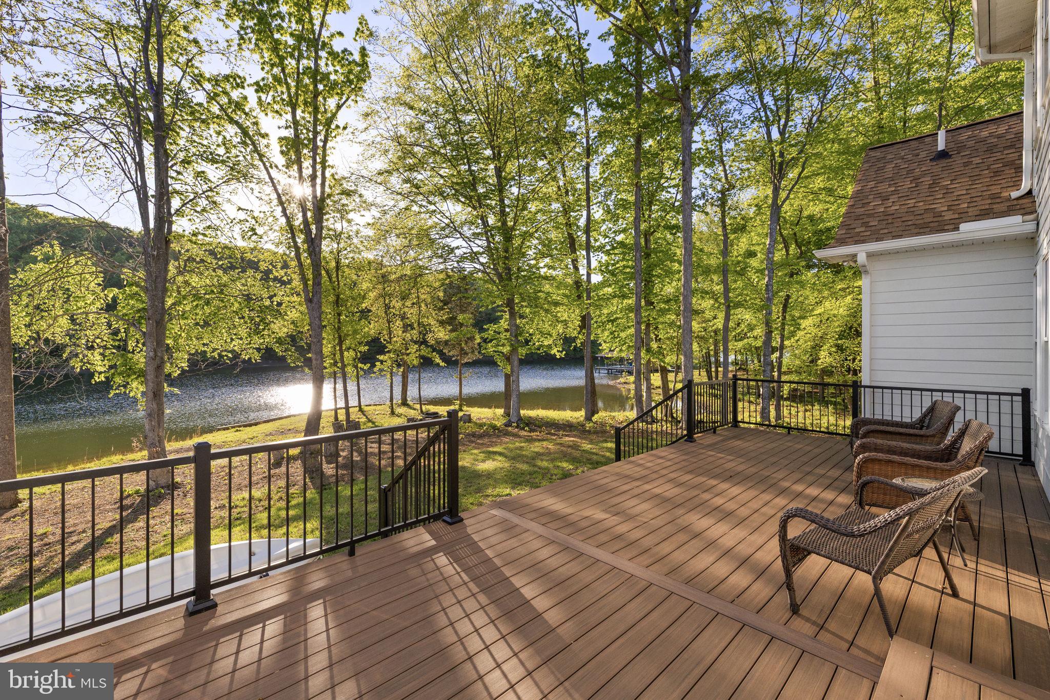 NOAH'S LANDING - Residential