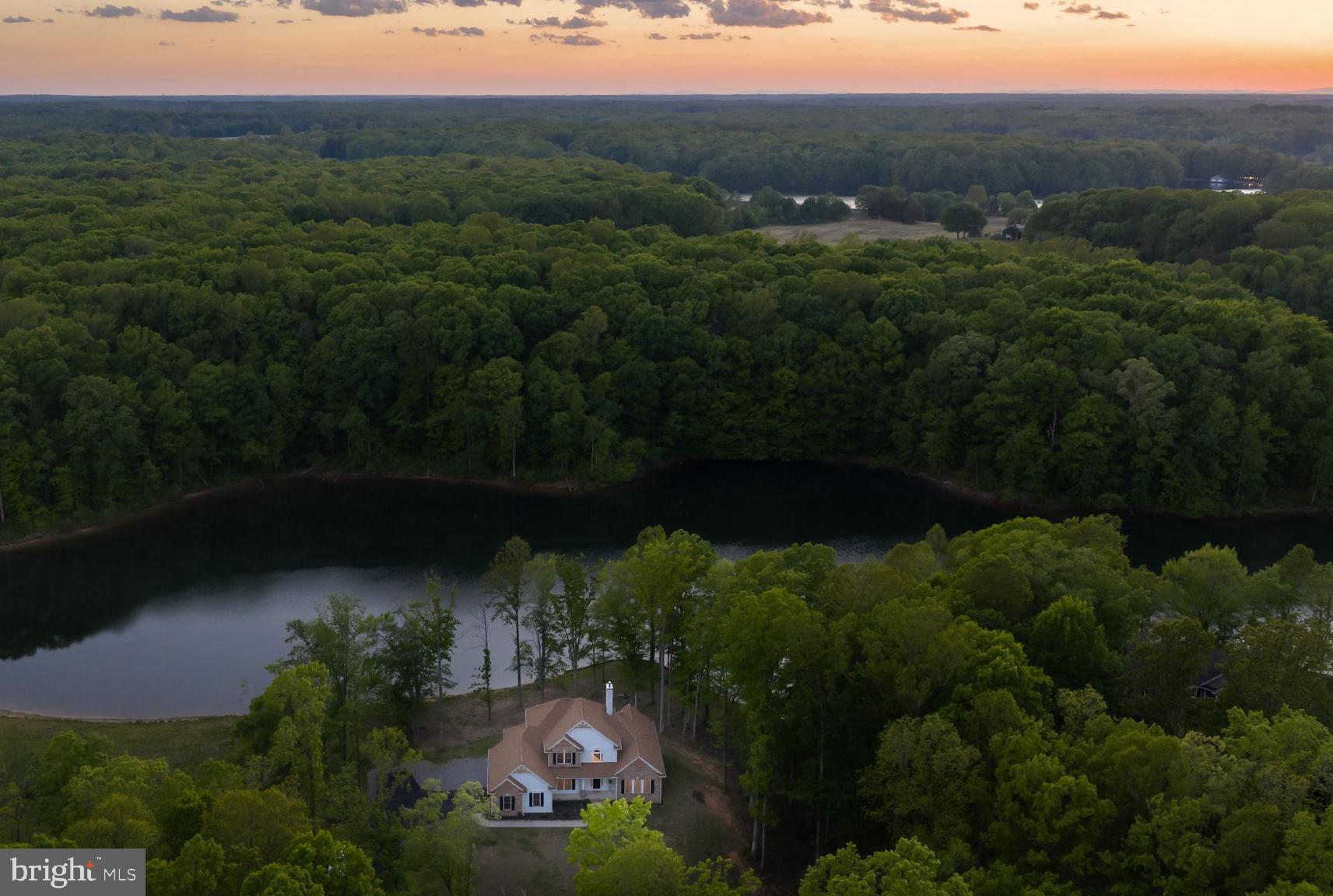 NOAH'S LANDING - Residential