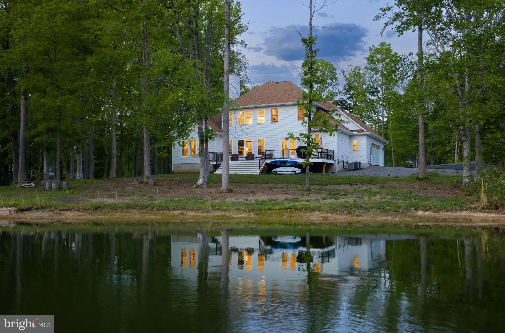 NOAH'S LANDING - Residential