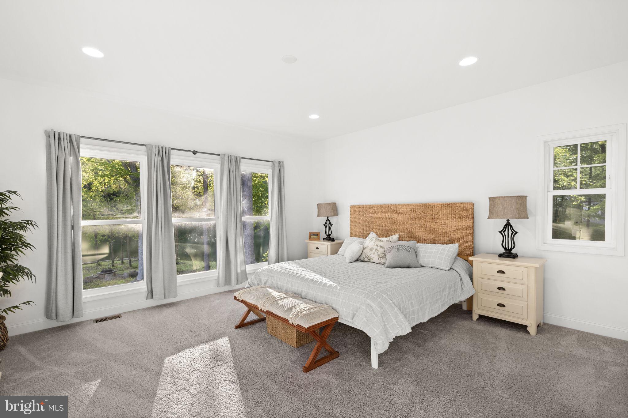 NOAH'S LANDING - Residential