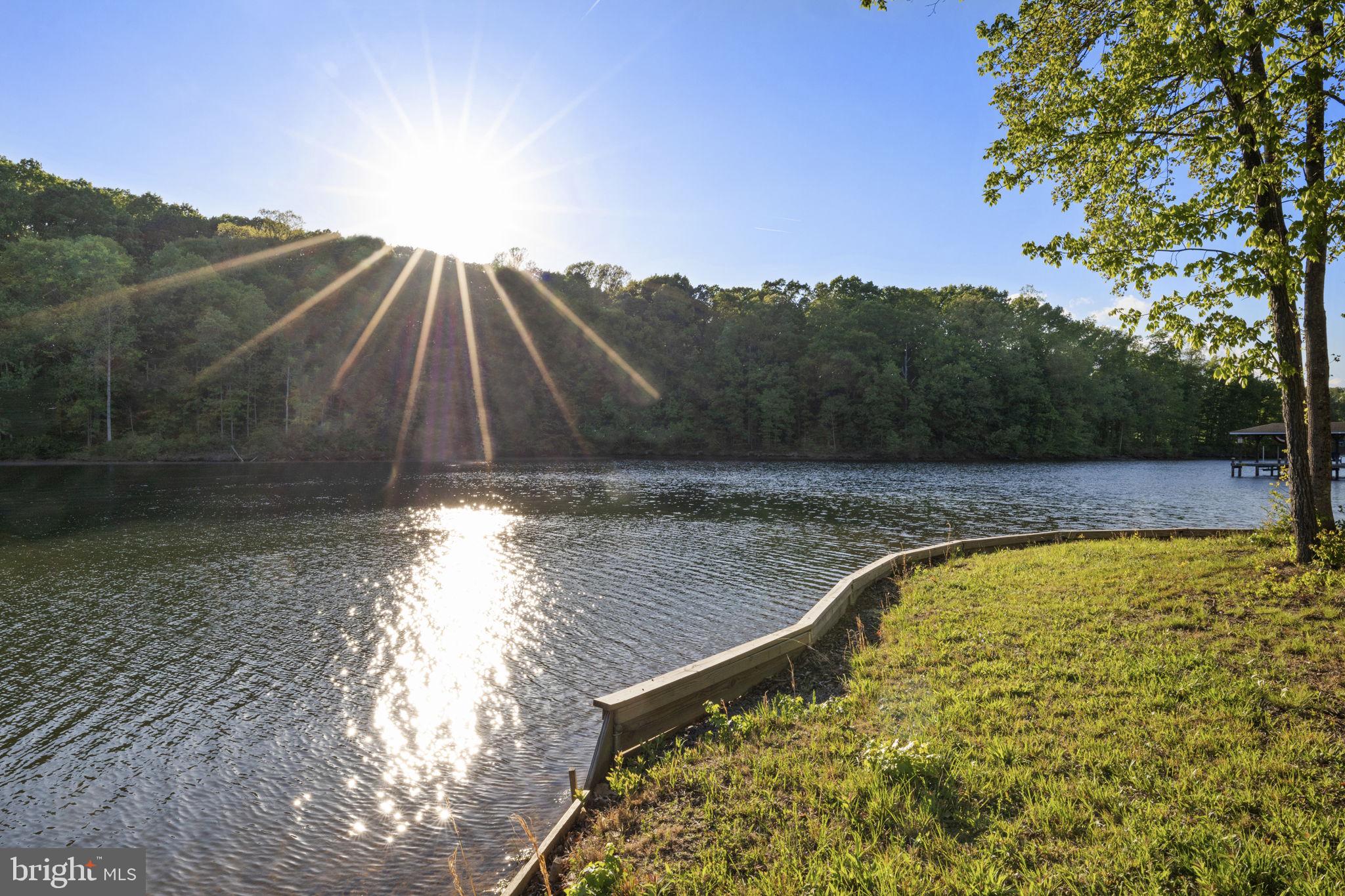 NOAH'S LANDING - Residential