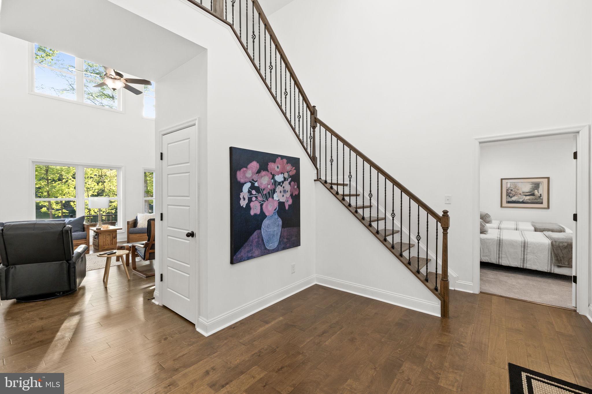 NOAH'S LANDING - Residential