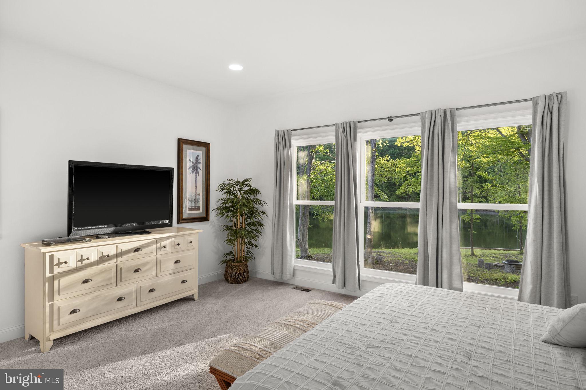 NOAH'S LANDING - Residential