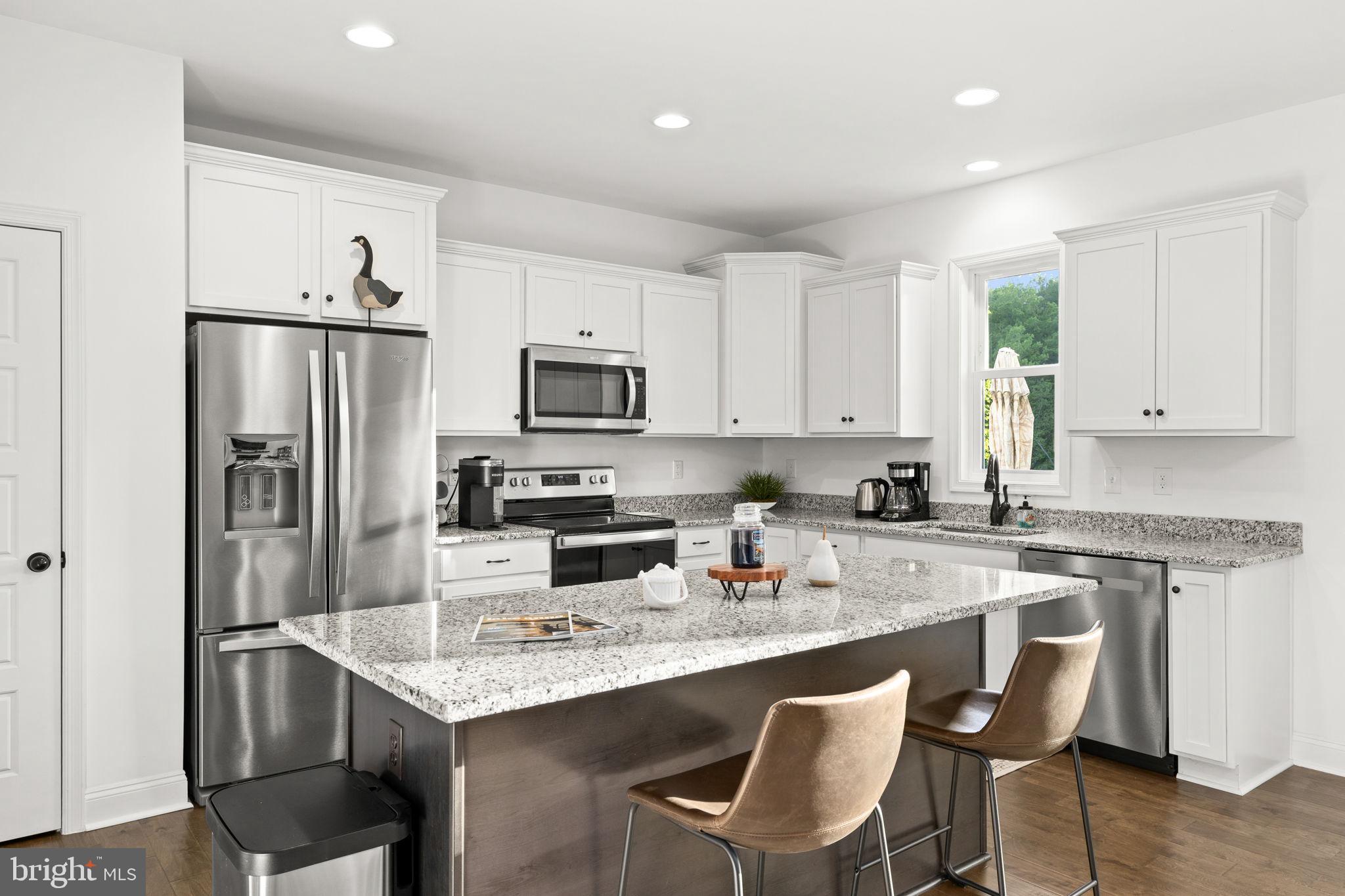 NOAH'S LANDING - Residential